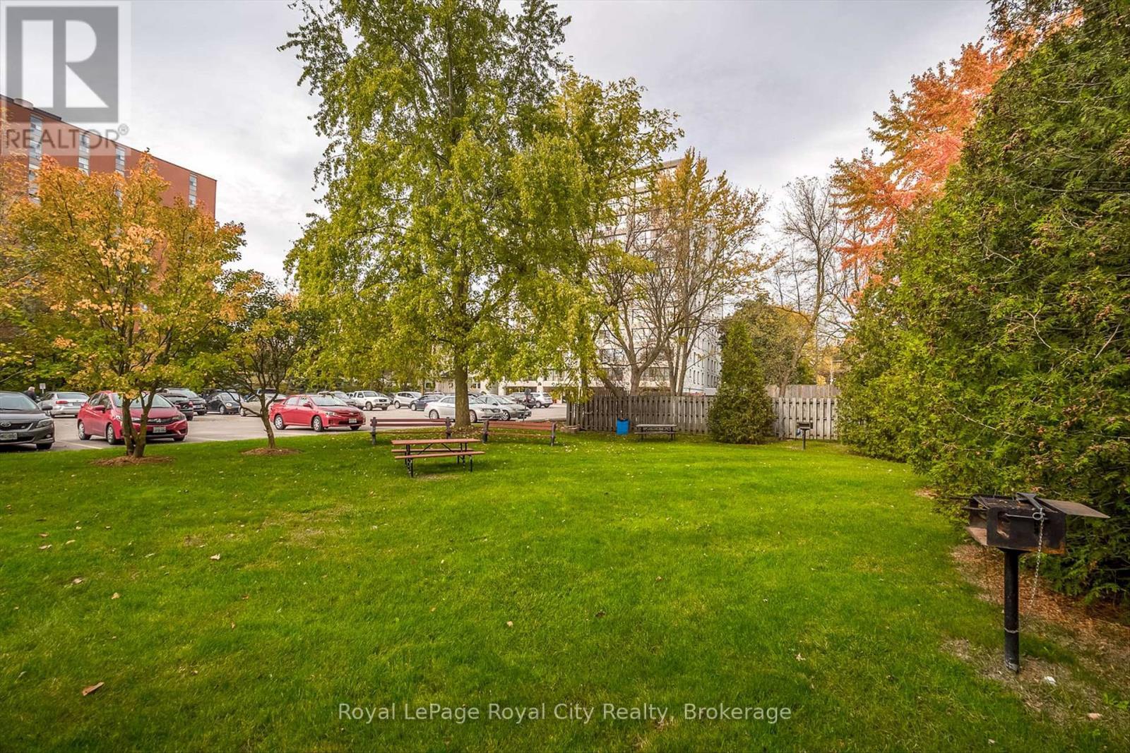 












606 - 358 WATERLOO AVENUE

,
Guelph (Junction/Onward Willow),




Ontario
N1H7Y3


