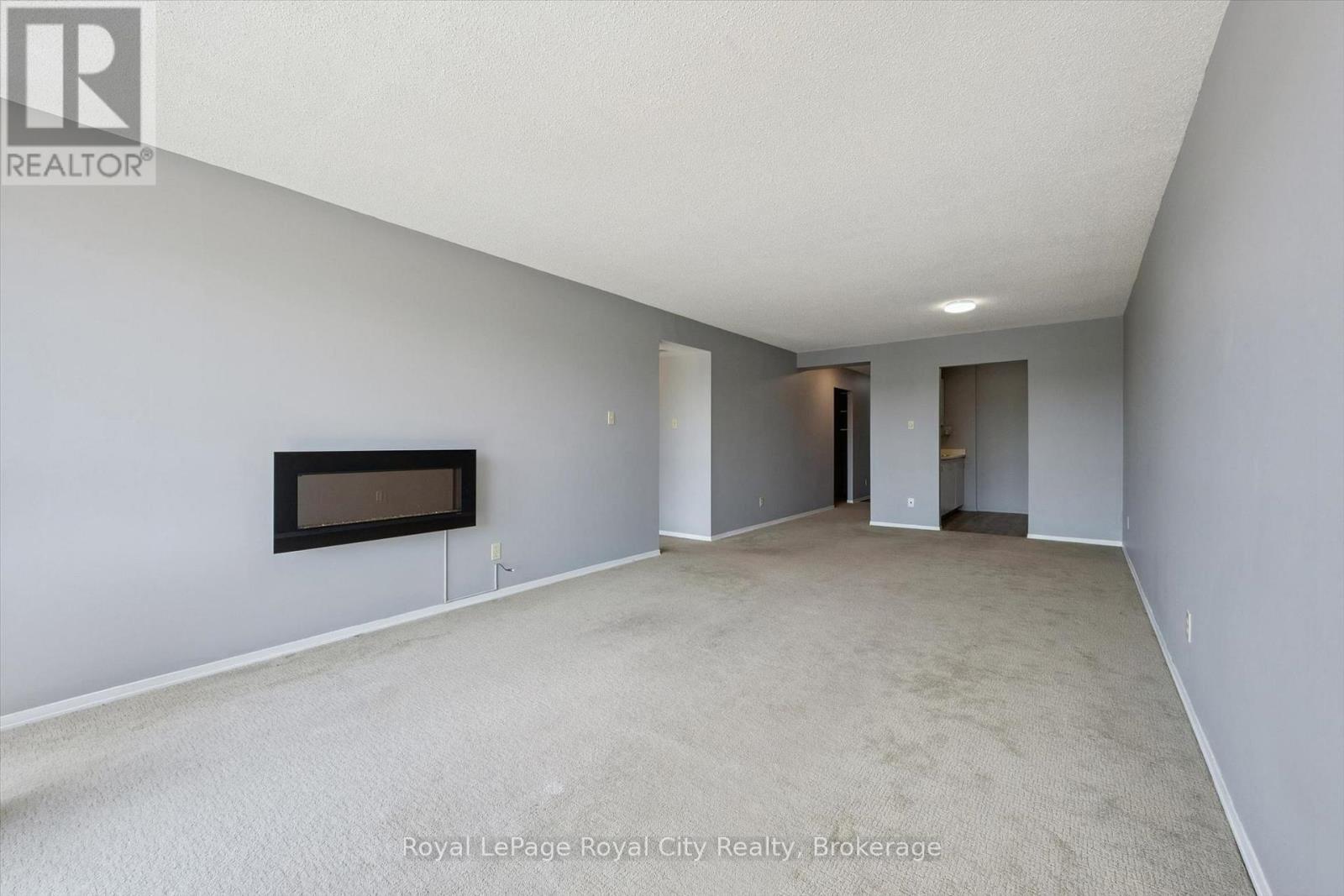 












606 - 358 WATERLOO AVENUE

,
Guelph (Junction/Onward Willow),




Ontario
N1H7Y3

