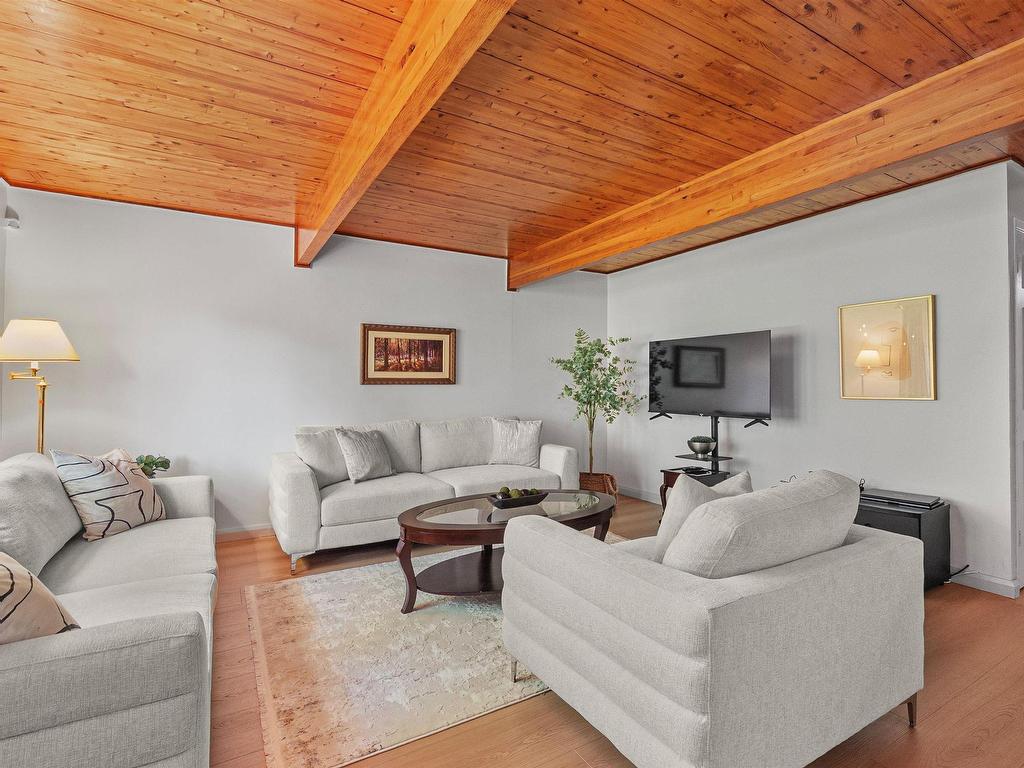 












48 Drumdonald Road

,
Cowie Hill,




NS
B3P 2K9

