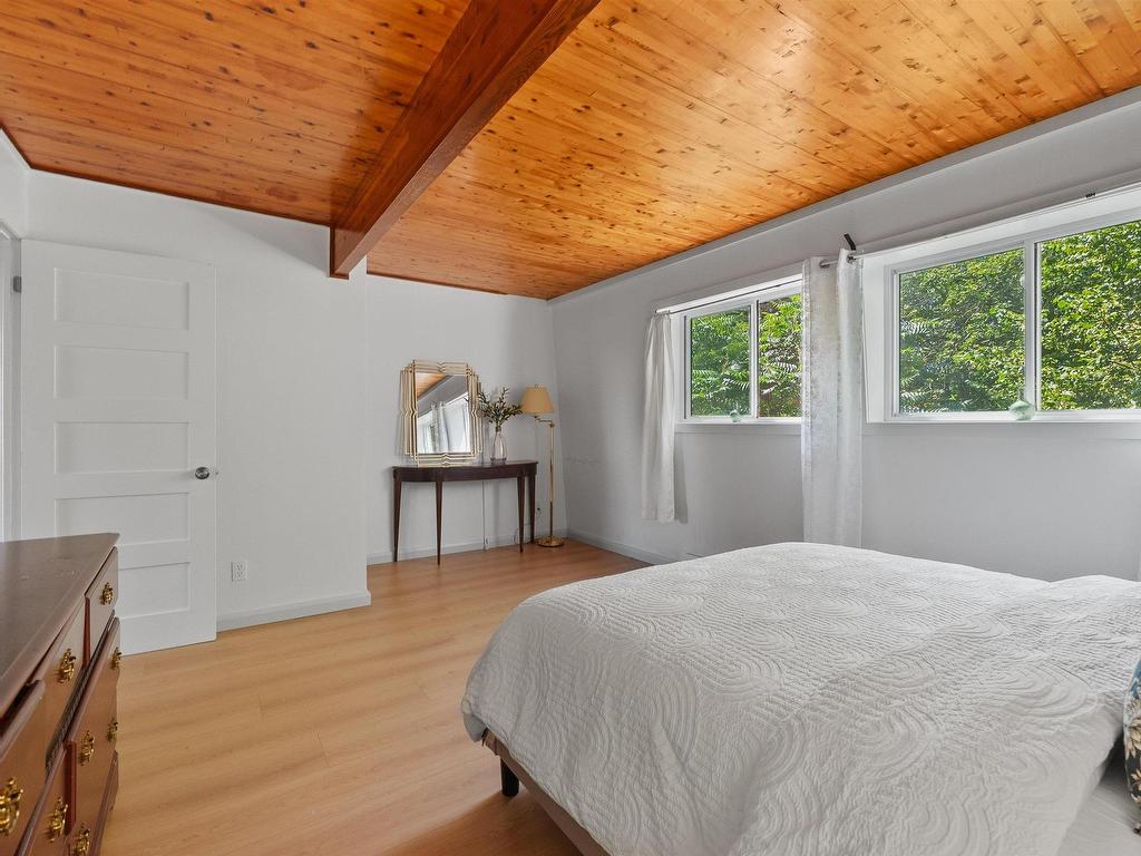 












48 Drumdonald Road

,
Cowie Hill,




NS
B3P 2K9

