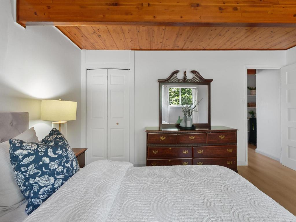 












48 Drumdonald Road

,
Cowie Hill,




NS
B3P 2K9

