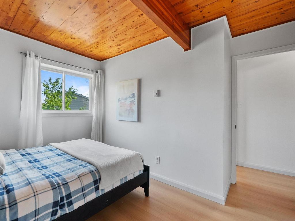 












48 Drumdonald Road

,
Cowie Hill,




NS
B3P 2K9

