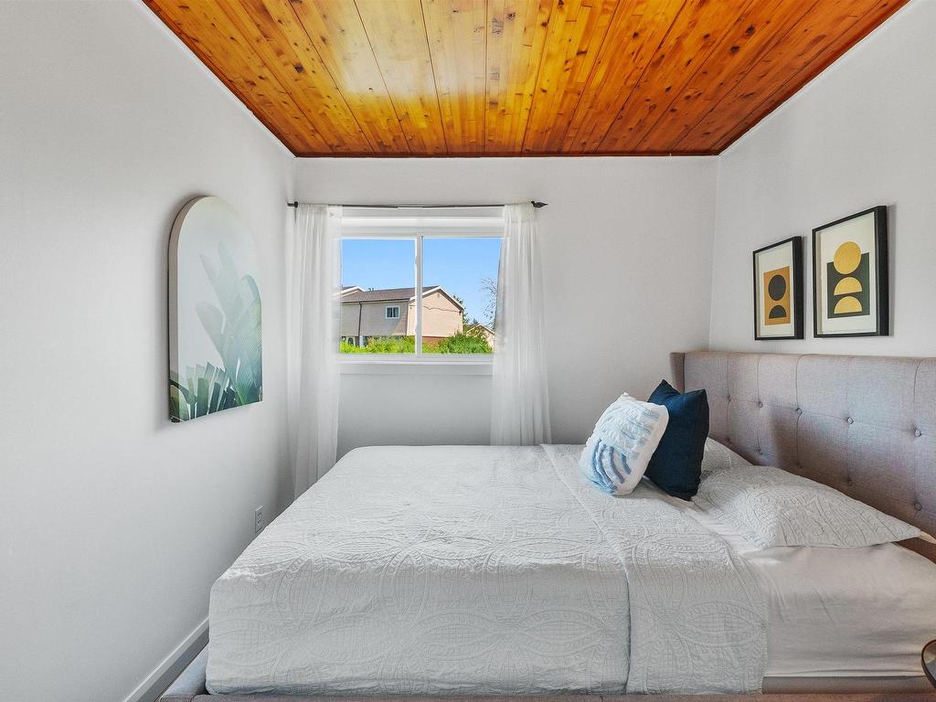 












48 Drumdonald Road

,
Cowie Hill,




NS
B3P 2K9

