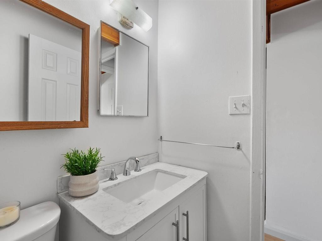 












48 Drumdonald Road

,
Cowie Hill,




NS
B3P 2K9

