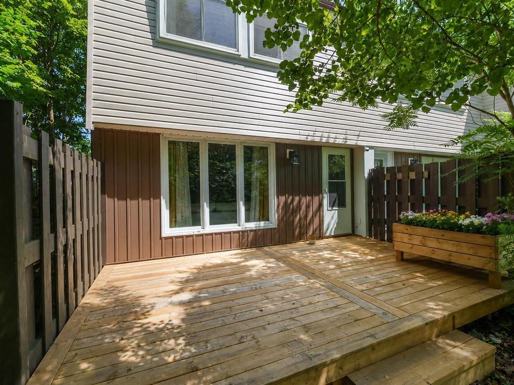 












48 Drumdonald Road

,
Cowie Hill,




NS
B3P 2K9

