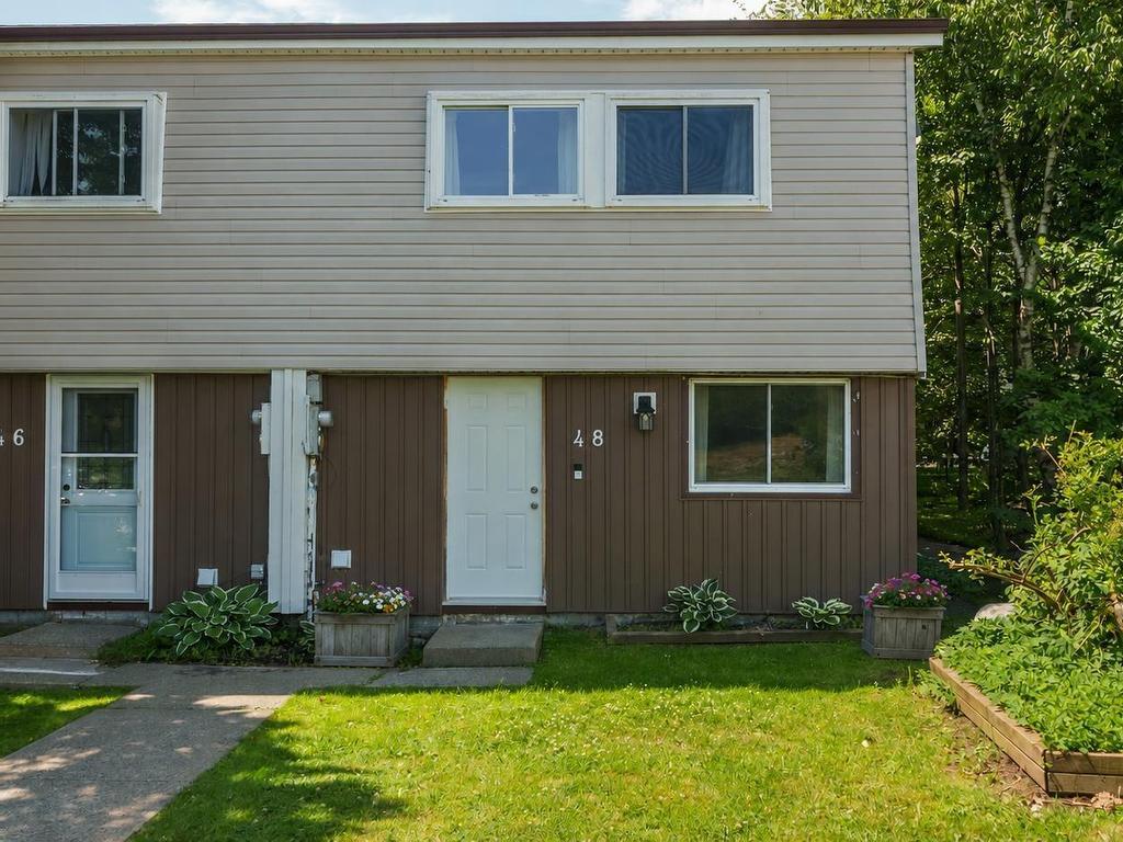 












48 Drumdonald Road

,
Cowie Hill,




NS
B3P 2K9

