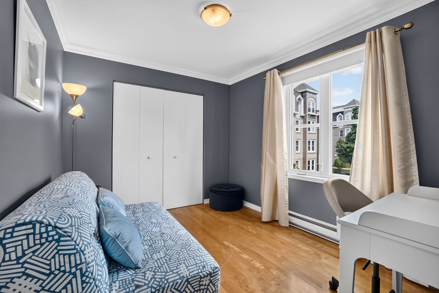 









125


Rue d'Angoulême

, 202,
Sainte-Julie,




QC
J3E3E7

