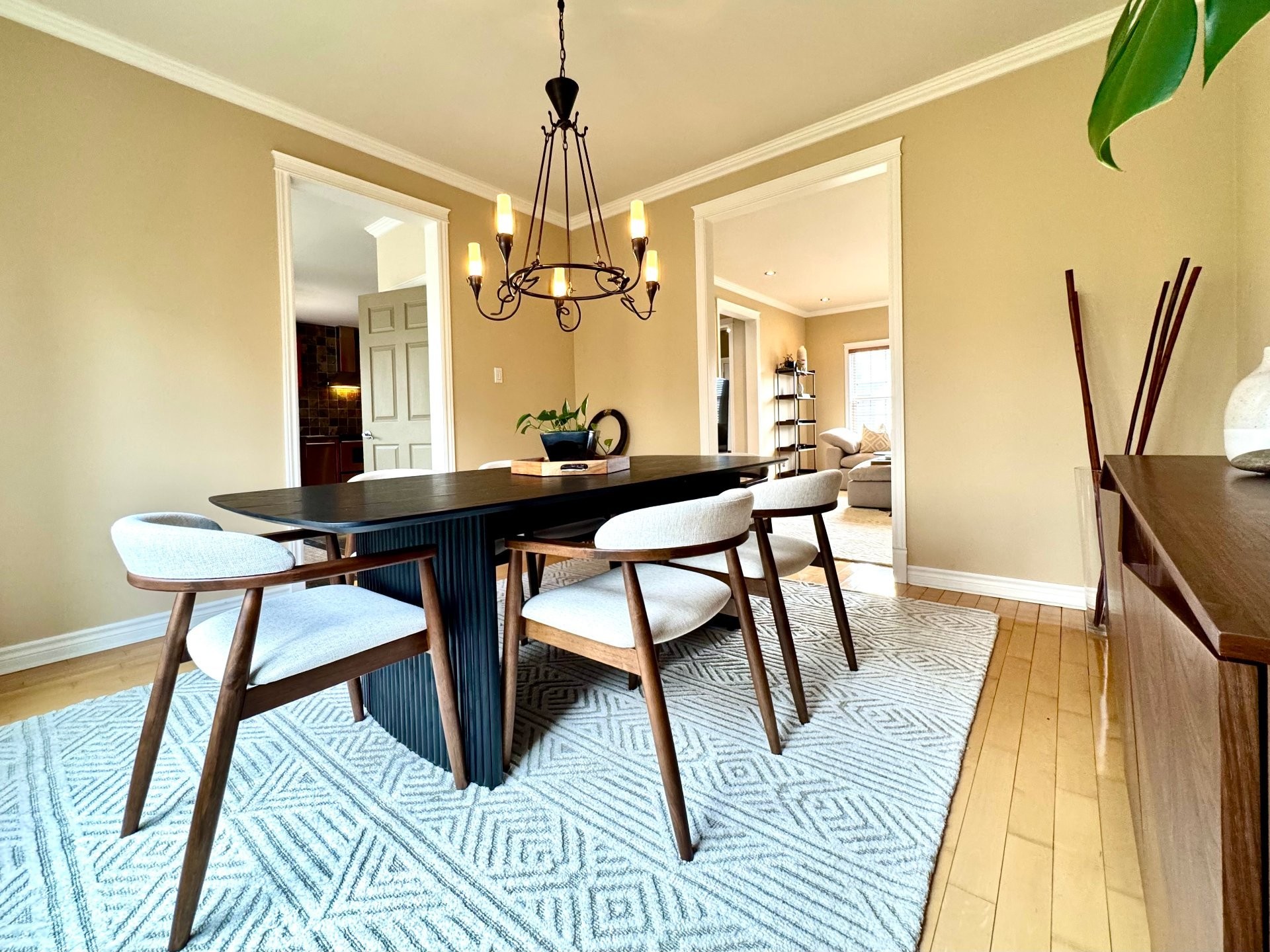 









131


Rue Radmore

,
Gatineau (Gatineau),




QC
J8R3T7

