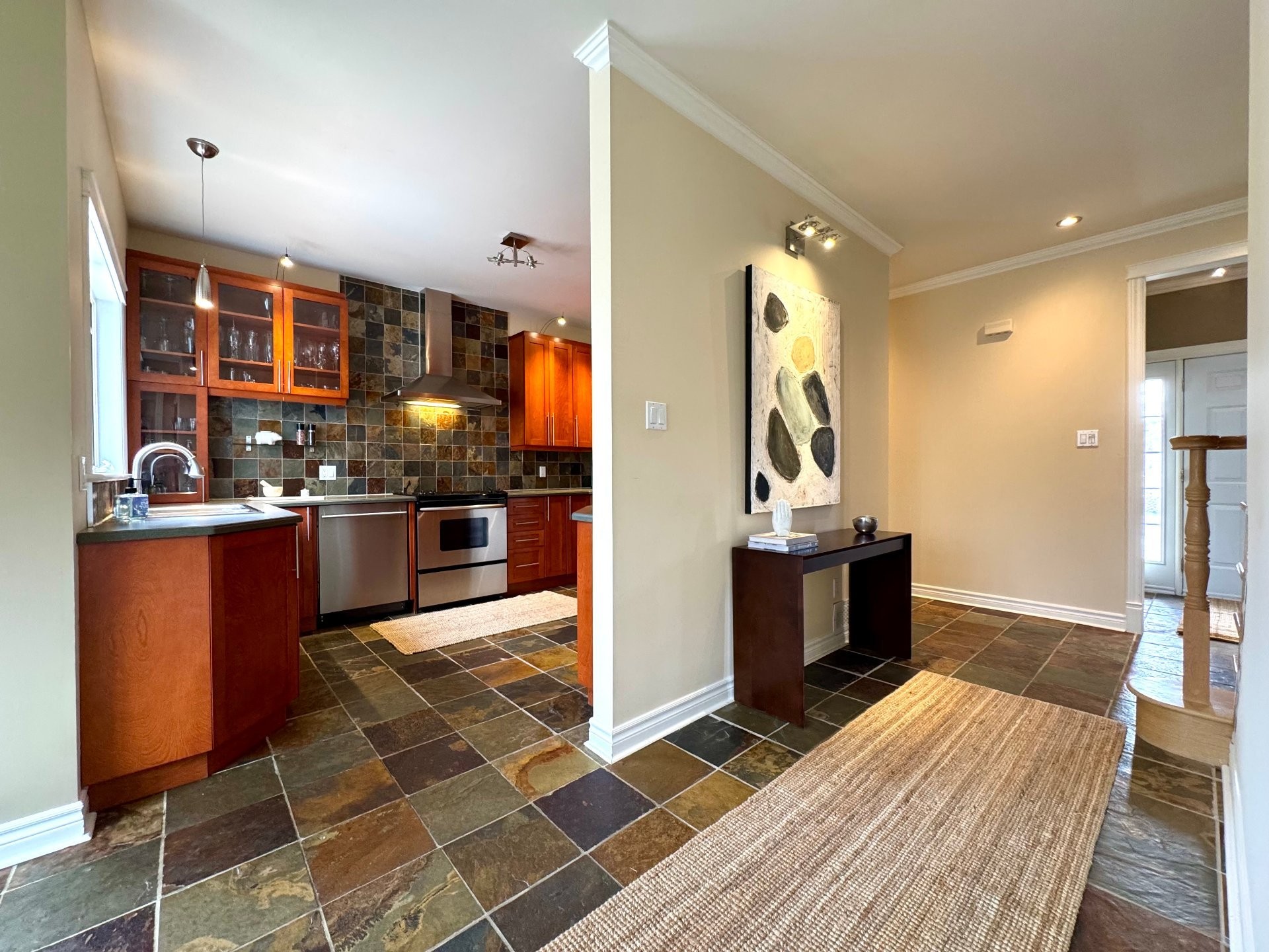 









131


Rue Radmore

,
Gatineau (Gatineau),




QC
J8R3T7

