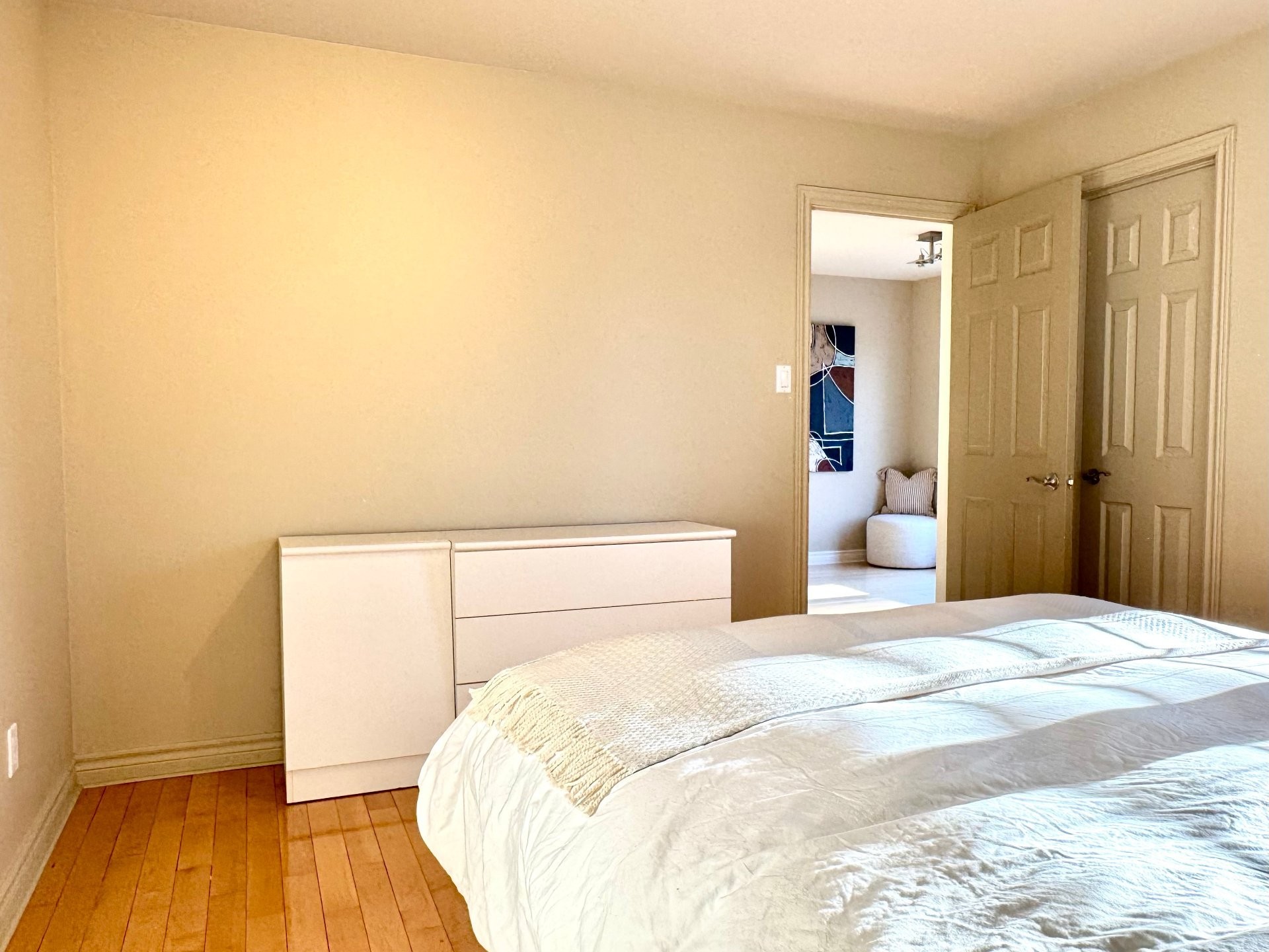 









131


Rue Radmore

,
Gatineau (Gatineau),




QC
J8R3T7

