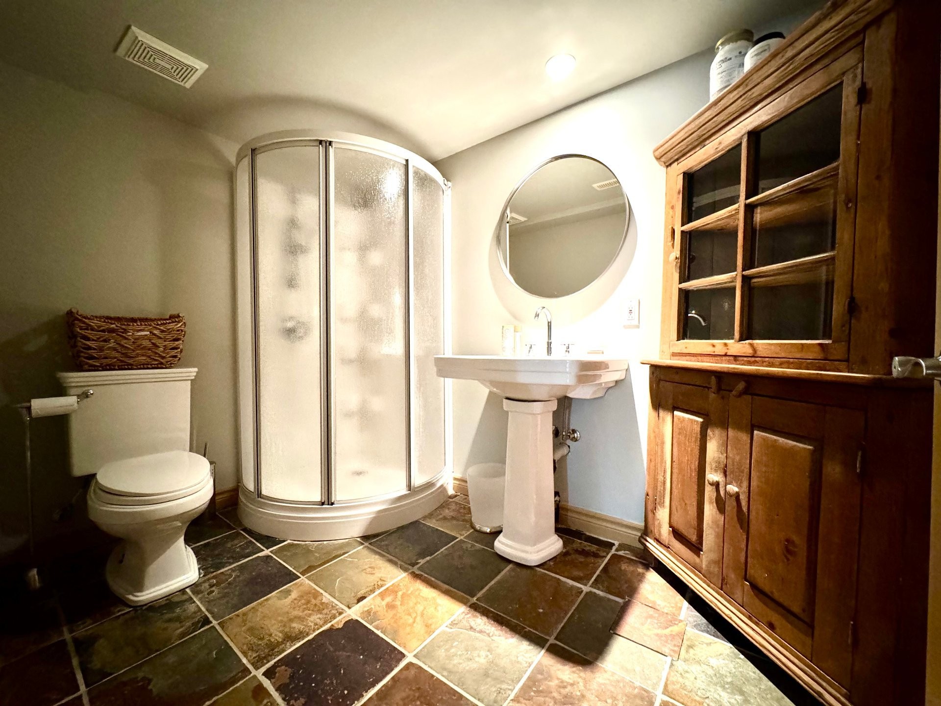 









131


Rue Radmore

,
Gatineau (Gatineau),




QC
J8R3T7

