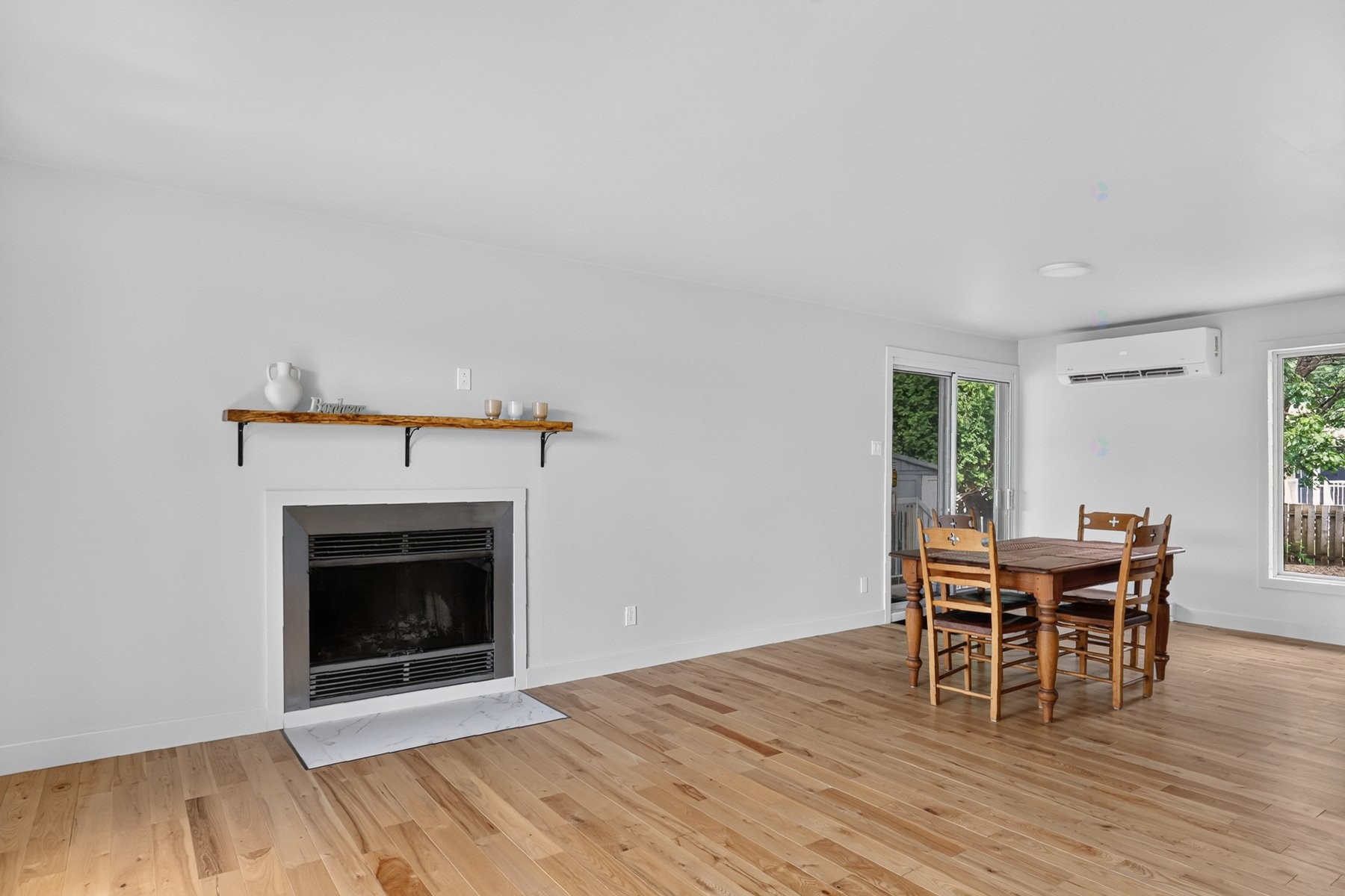 









7200


Rue Bayard

,
Trois-Rivières,




QC
G8Y2E1


