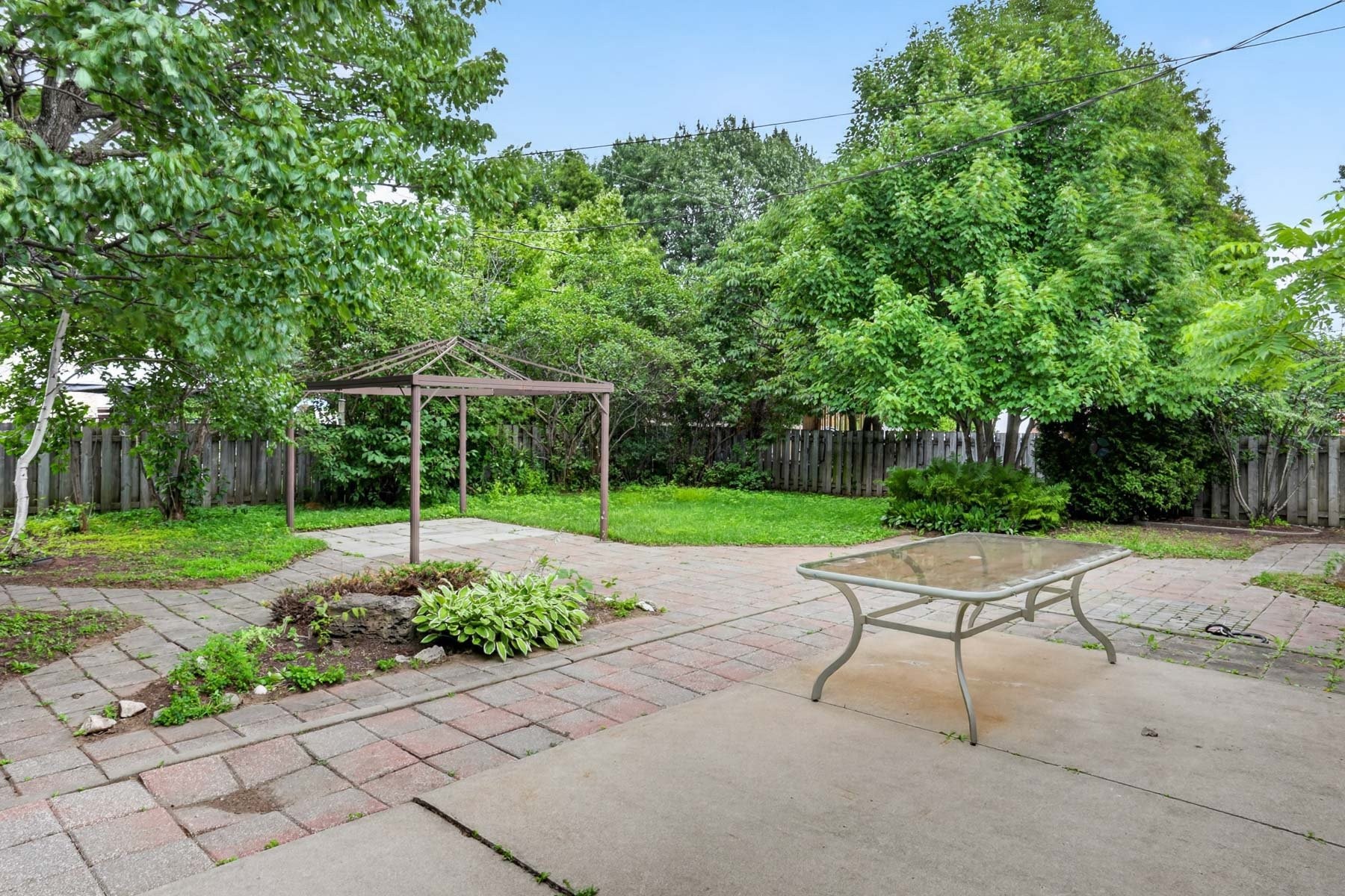 









7200


Rue Bayard

,
Trois-Rivières,




QC
G8Y2E1

