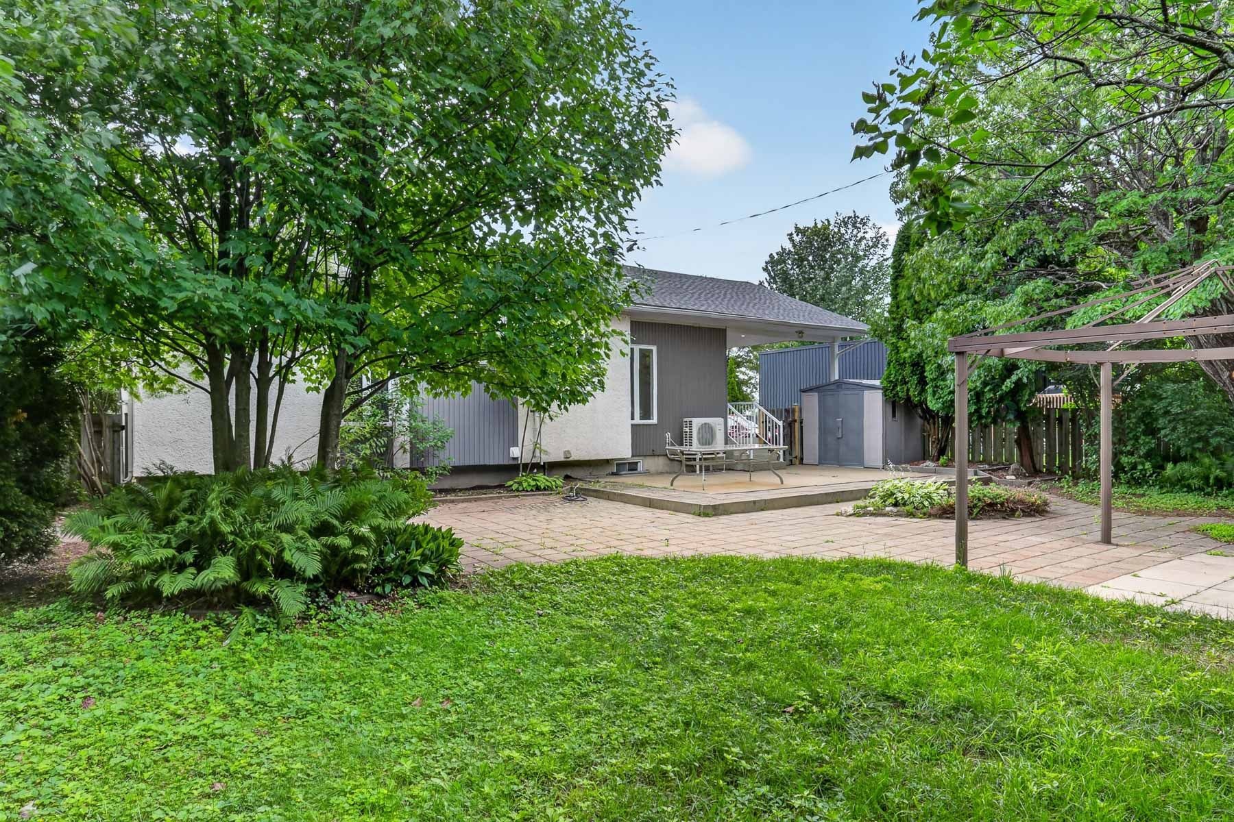 









7200


Rue Bayard

,
Trois-Rivières,




QC
G8Y2E1

