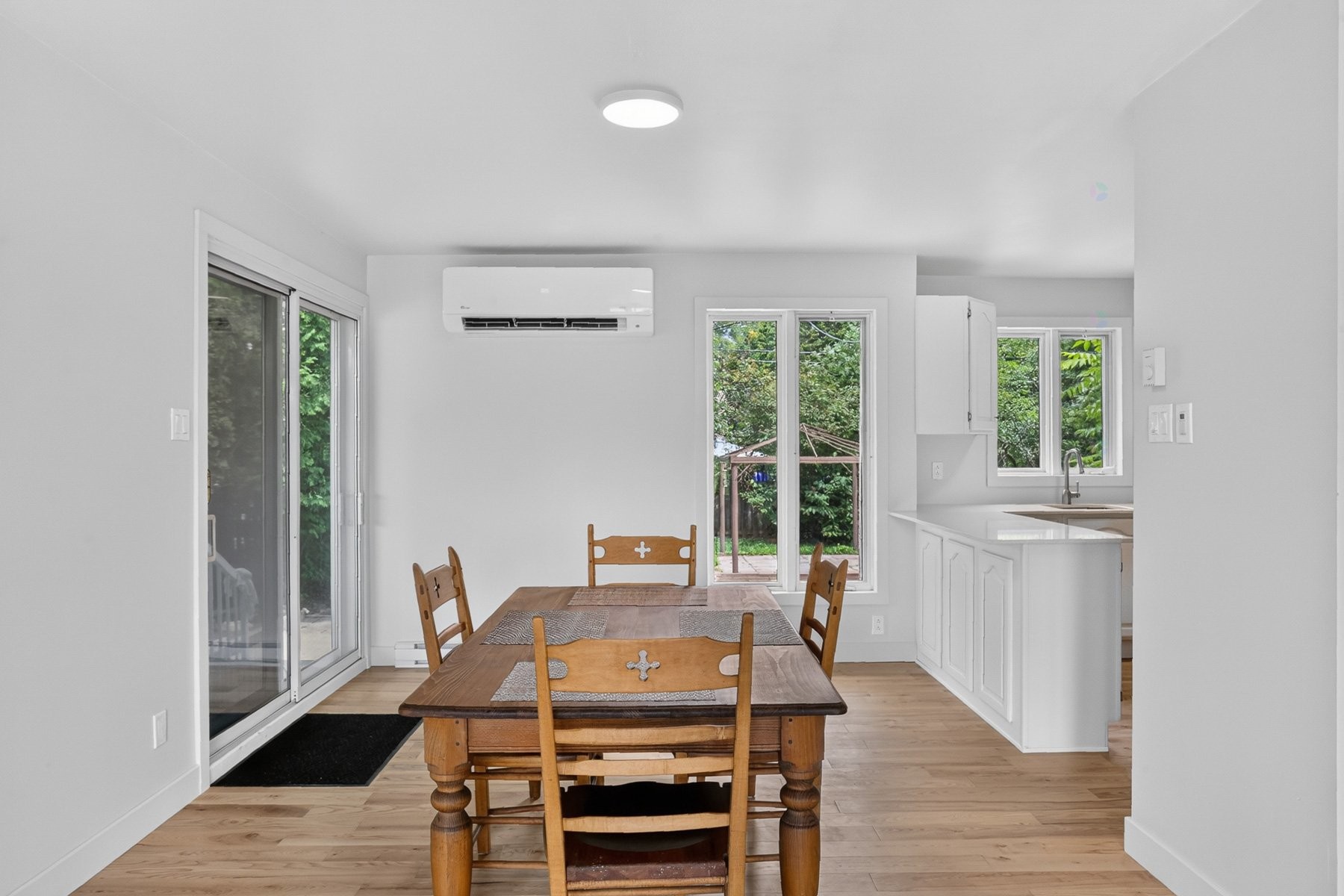 









7200


Rue Bayard

,
Trois-Rivières,




QC
G8Y2E1

