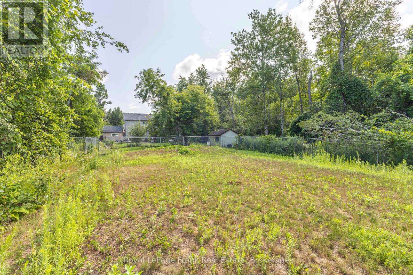 












2477 PIGEON LAKE ROAD

,
Kawartha Lakes (Bobcaygeon),




Ontario
K0M1A0

