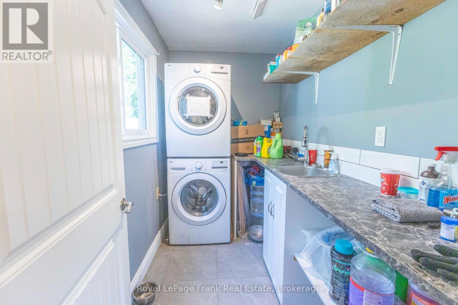 












2477 PIGEON LAKE ROAD

,
Kawartha Lakes (Bobcaygeon),




Ontario
K0M1A0

