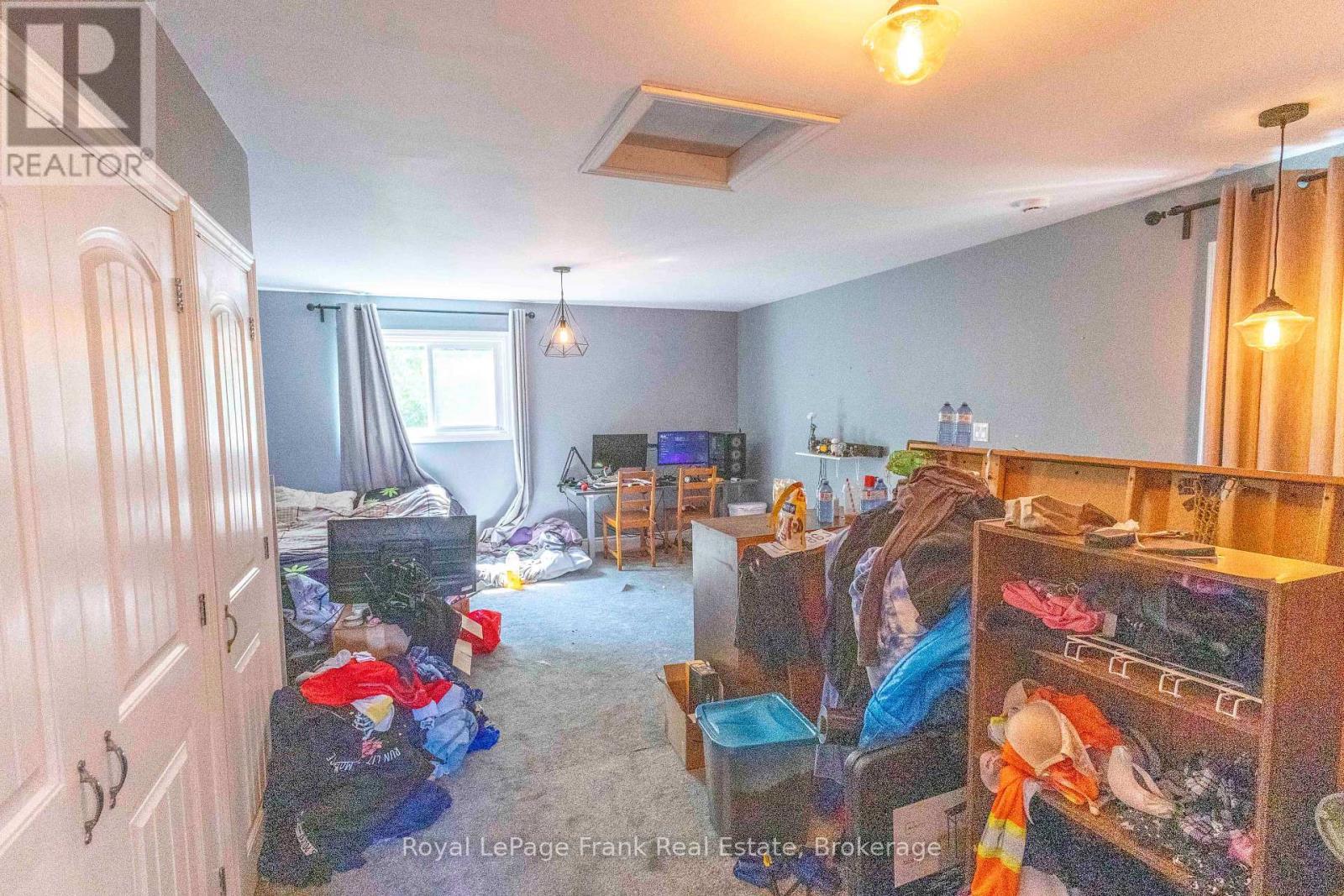 












2477 PIGEON LAKE ROAD

,
Kawartha Lakes (Bobcaygeon),




Ontario
K0M1A0

