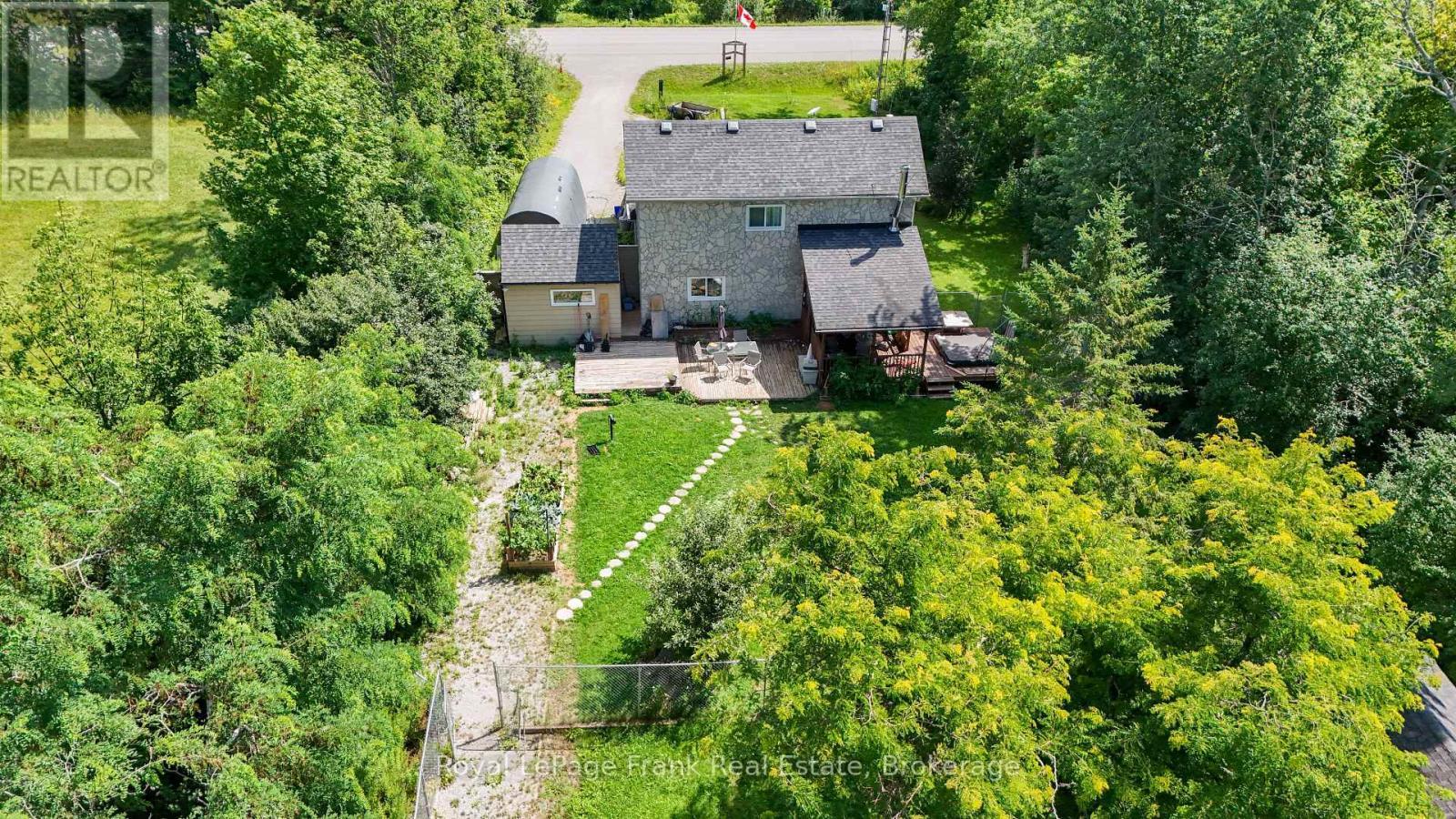 












2477 PIGEON LAKE ROAD

,
Kawartha Lakes (Bobcaygeon),




Ontario
K0M1A0

