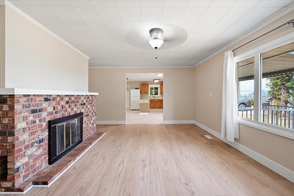 









3585


Warner

Avenue,
Armstrong,




BC
V0E 1B2

