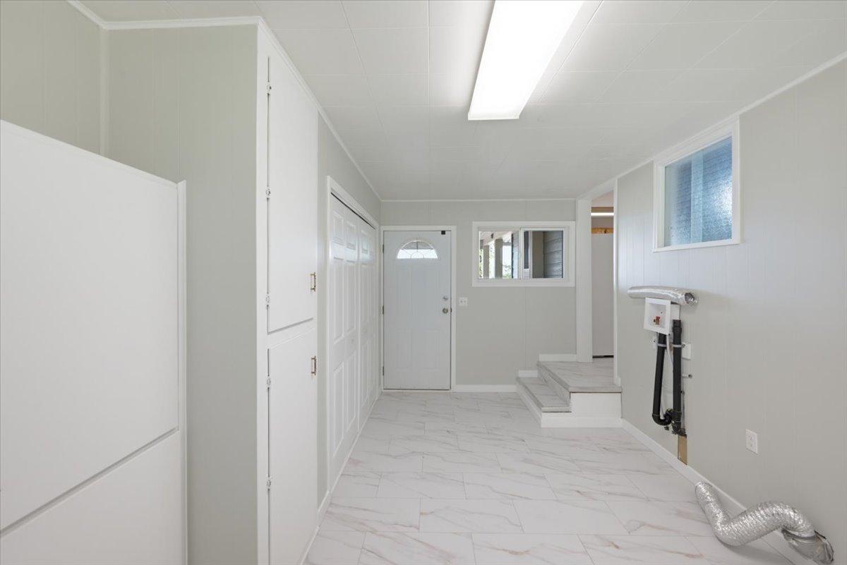 









3585


Warner

Avenue,
Armstrong,




BC
V0E 1B2

