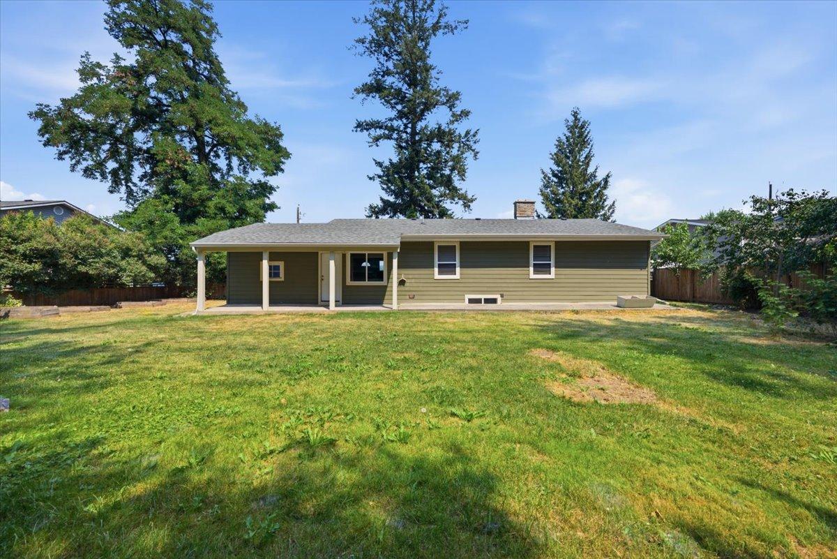 









3585


Warner

Avenue,
Armstrong,




BC
V0E 1B2


