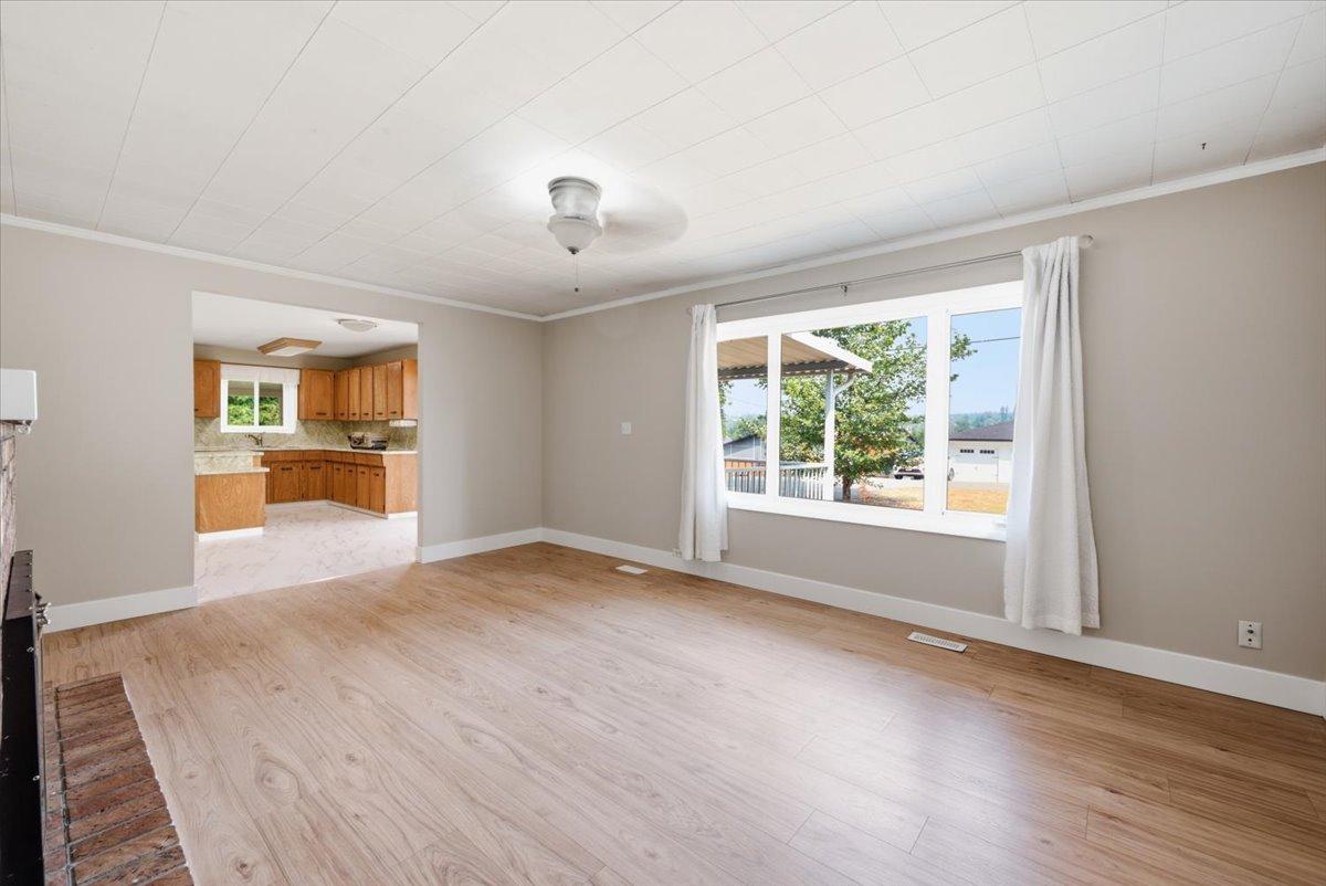 









3585


Warner

Avenue,
Armstrong,




BC
V0E 1B2

