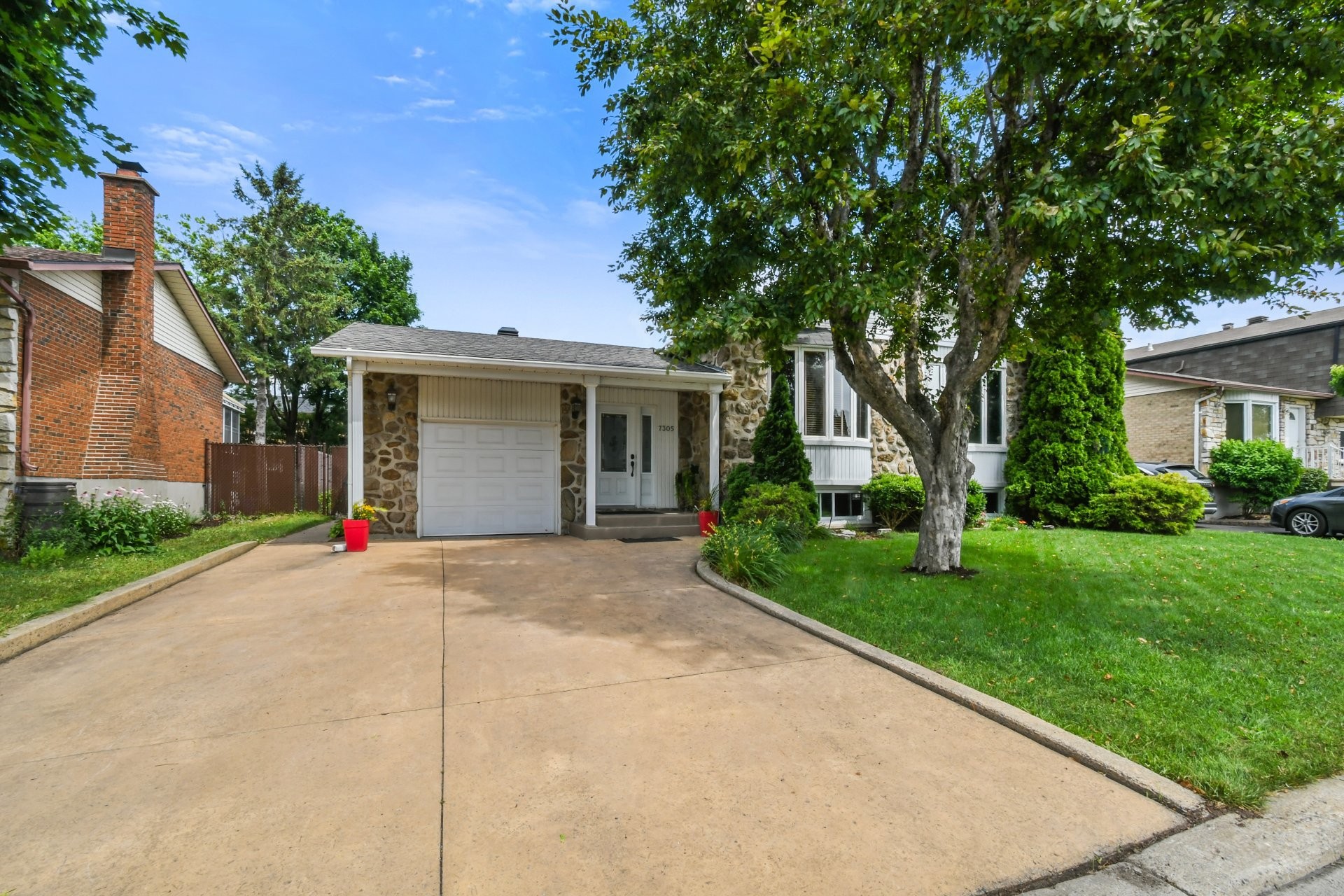 









7305


Rue Turner

,
Brossard,




QC
J4W2P1

