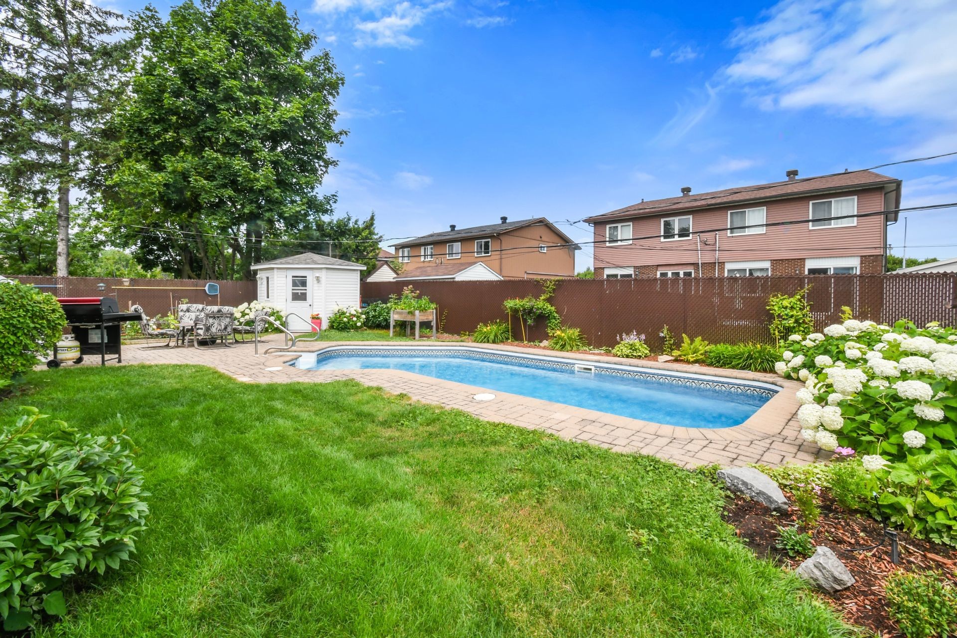 









7305


Rue Turner

,
Brossard,




QC
J4W2P1

