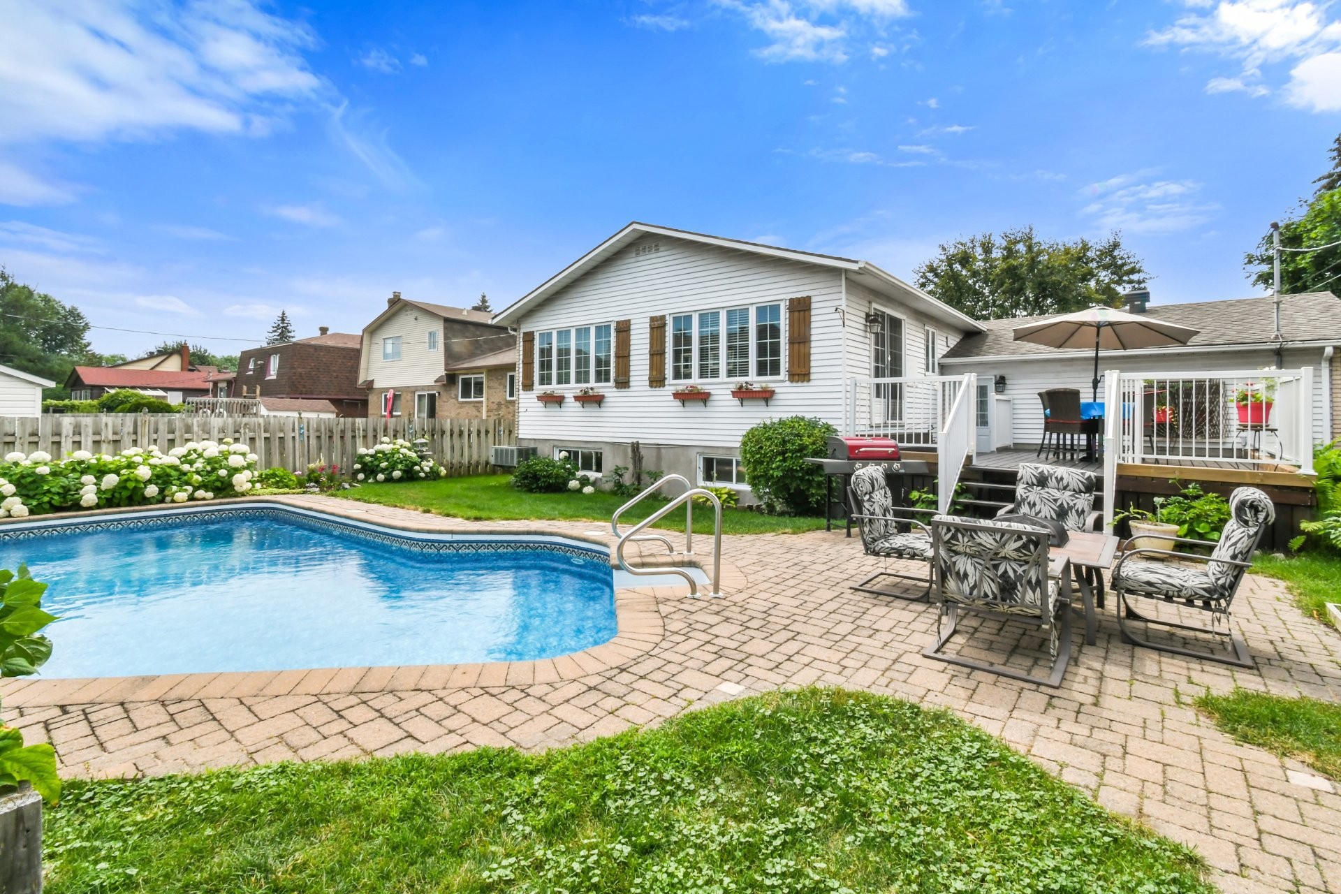 









7305


Rue Turner

,
Brossard,




QC
J4W2P1

