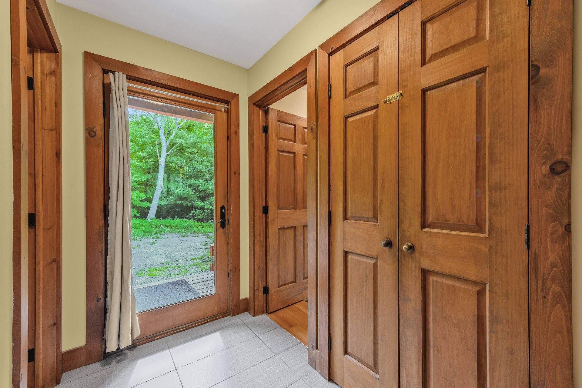 









2110


Ch. du Lac-Quenouille

, 47,
Val-des-Lacs,




QC
J0T2P0

