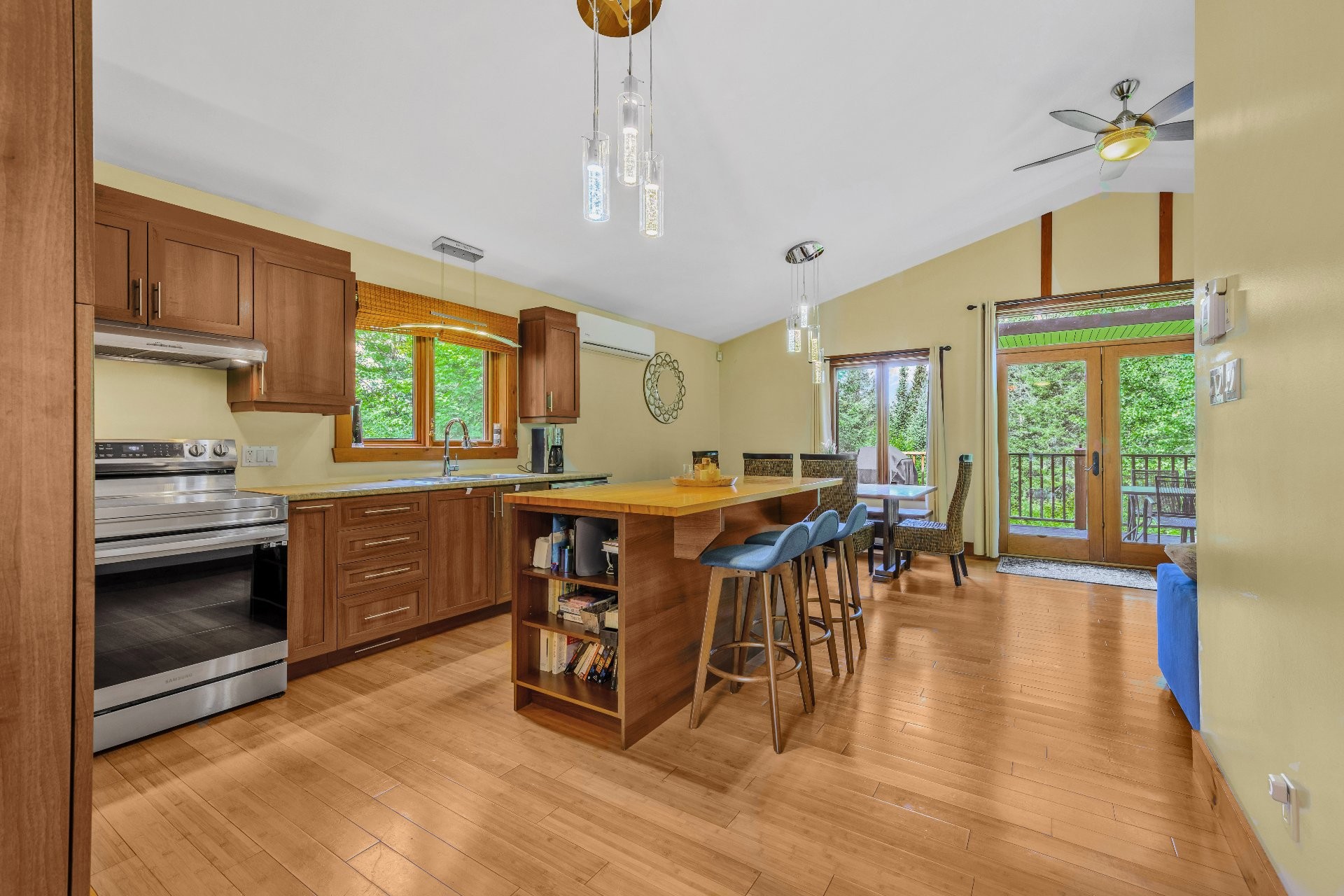 









2110


Ch. du Lac-Quenouille

, 47,
Val-des-Lacs,




QC
J0T2P0

