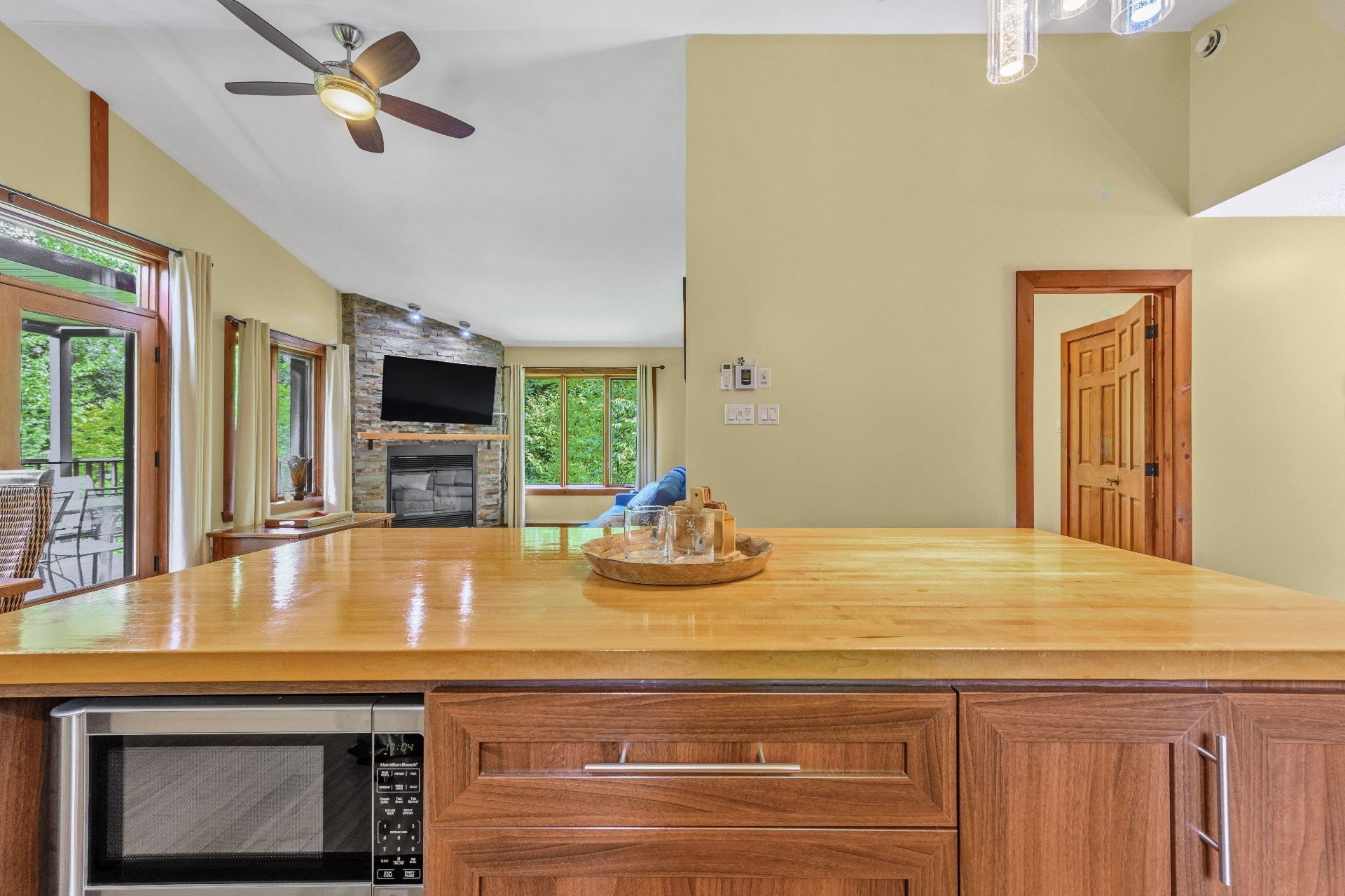 









2110


Ch. du Lac-Quenouille

, 47,
Val-des-Lacs,




QC
J0T2P0

