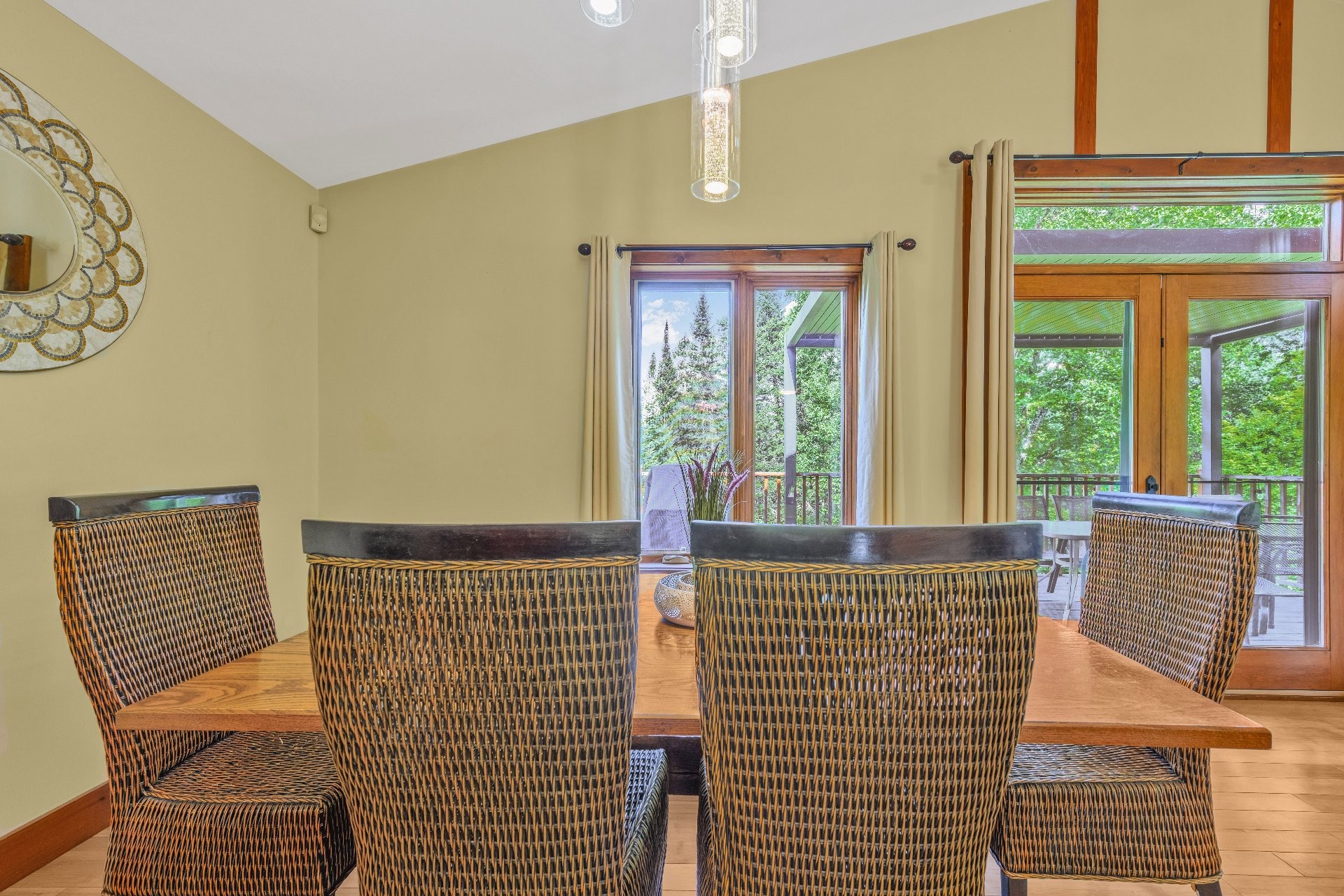 









2110


Ch. du Lac-Quenouille

, 47,
Val-des-Lacs,




QC
J0T2P0

