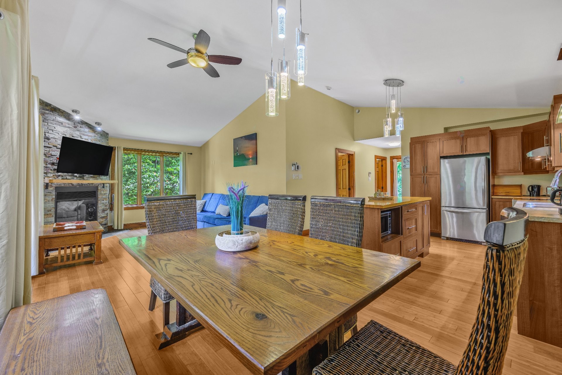 









2110


Ch. du Lac-Quenouille

, 47,
Val-des-Lacs,




QC
J0T2P0


