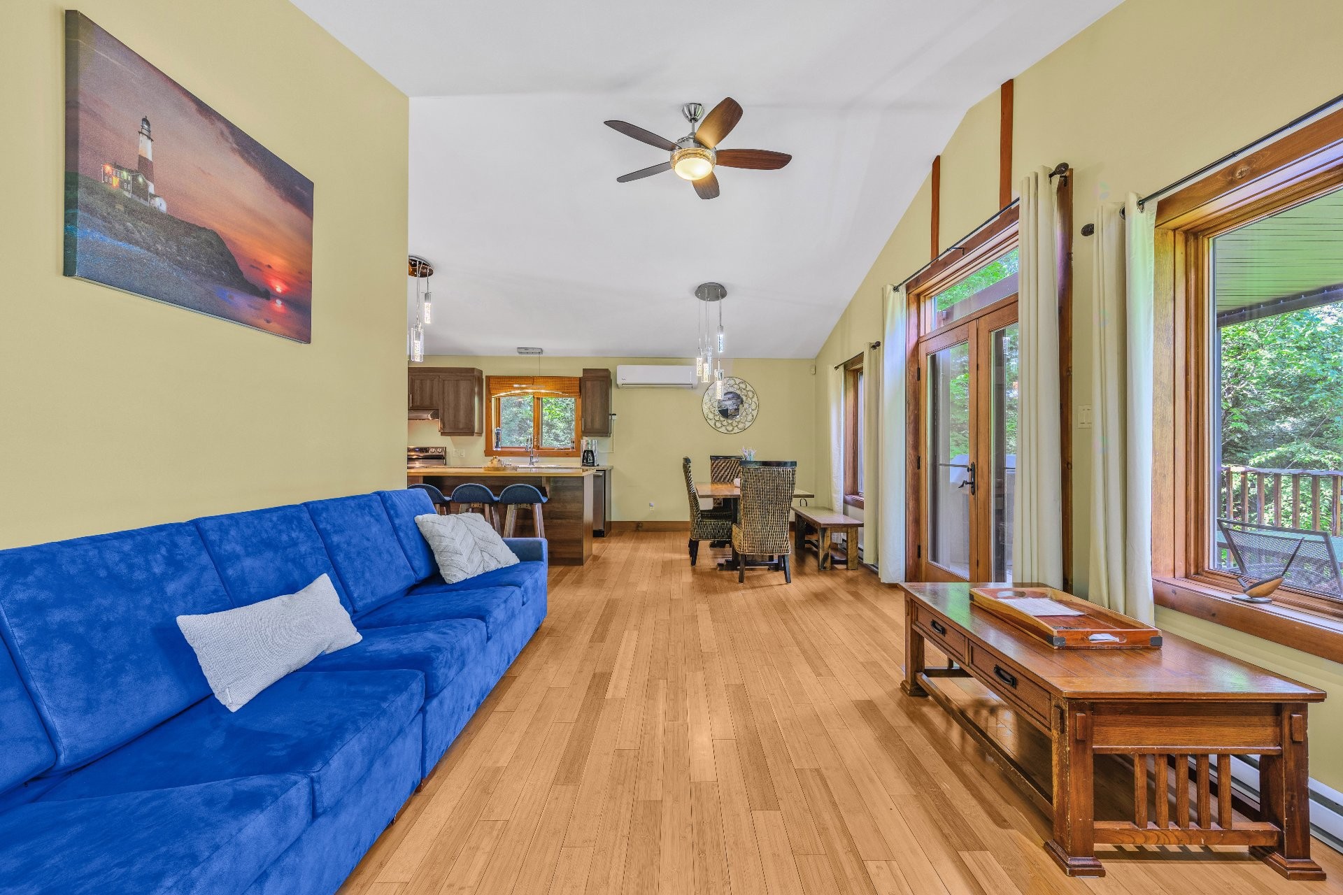 









2110


Ch. du Lac-Quenouille

, 47,
Val-des-Lacs,




QC
J0T2P0


