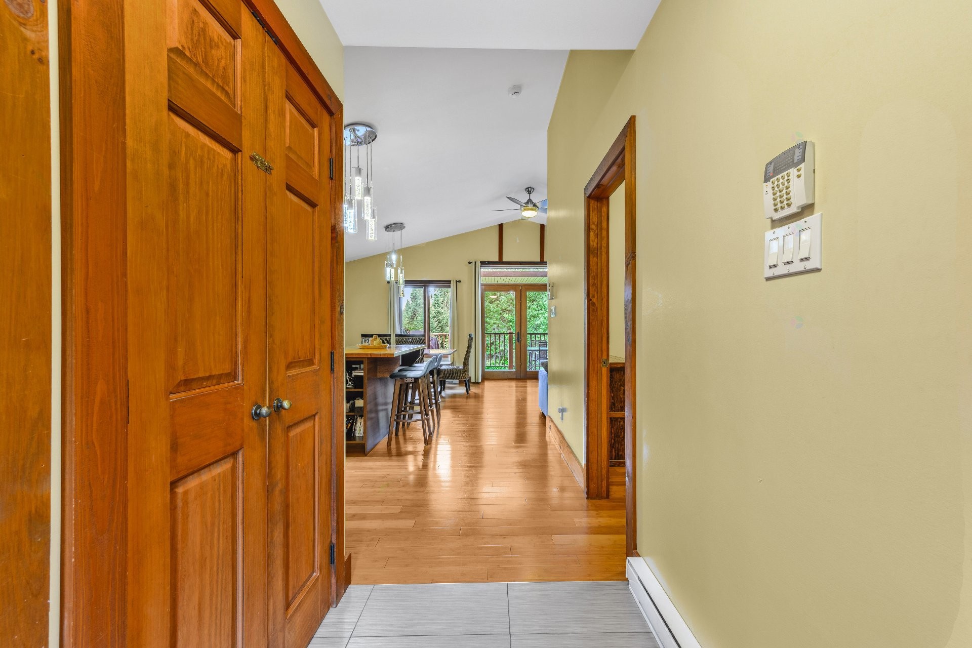 









2110


Ch. du Lac-Quenouille

, 47,
Val-des-Lacs,




QC
J0T2P0

