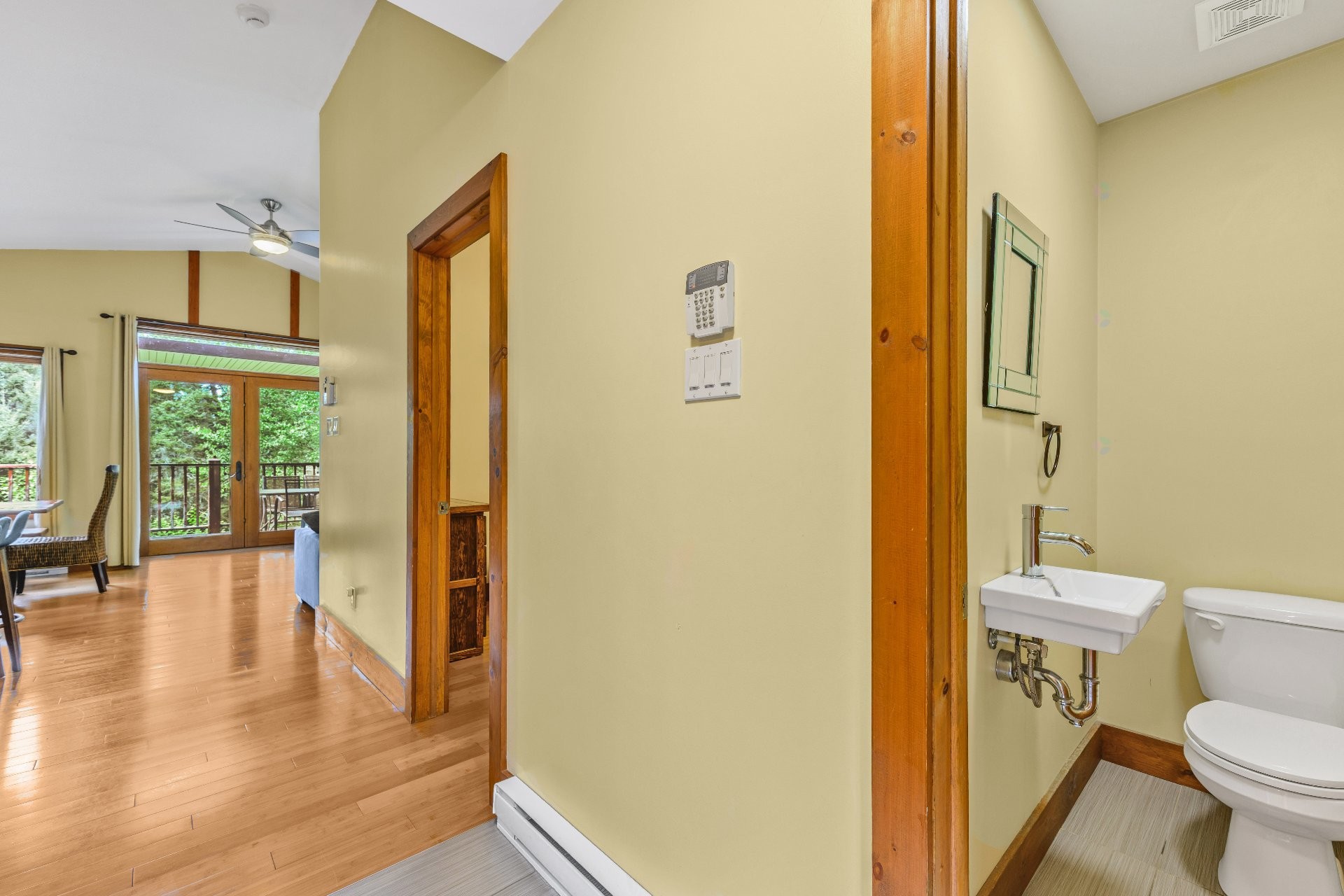 









2110


Ch. du Lac-Quenouille

, 47,
Val-des-Lacs,




QC
J0T2P0

