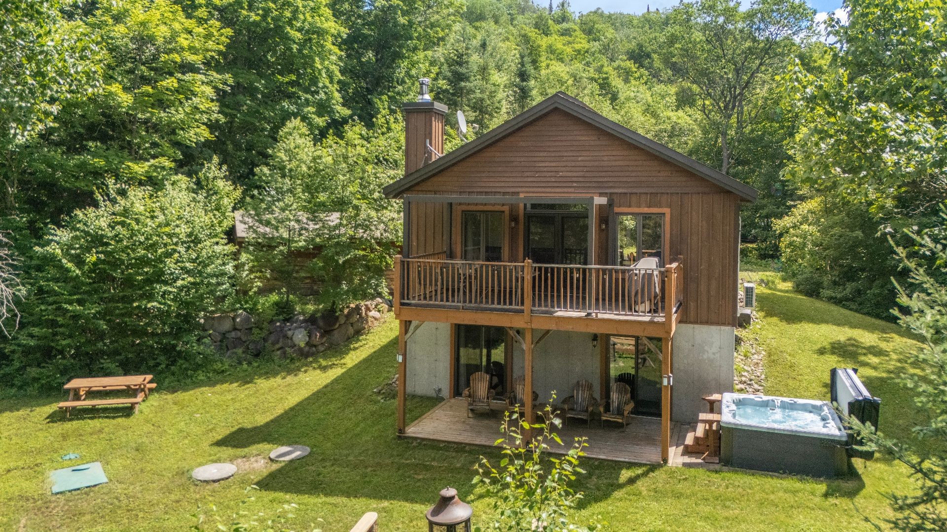 









2110


Ch. du Lac-Quenouille

, 47,
Val-des-Lacs,




QC
J0T2P0

