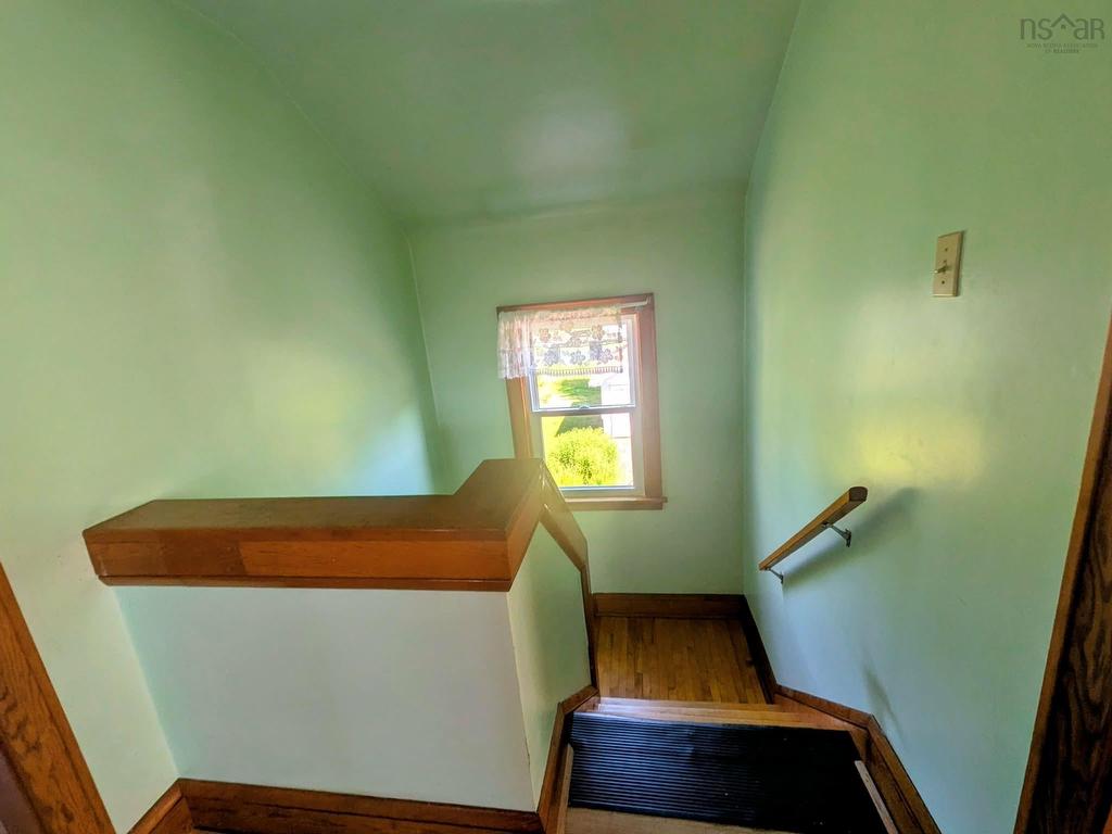 












1843 Sydney Road

,
Reserve Mines,




NS
B1M 1A3

