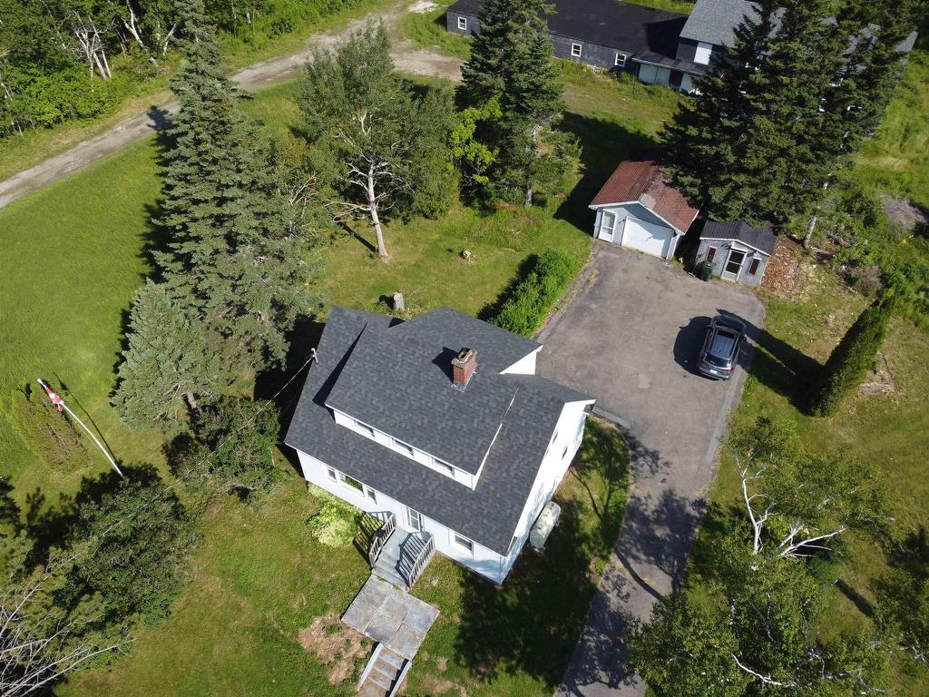 












1843 Sydney Road

,
Reserve Mines,




NS
B1M 1A3

