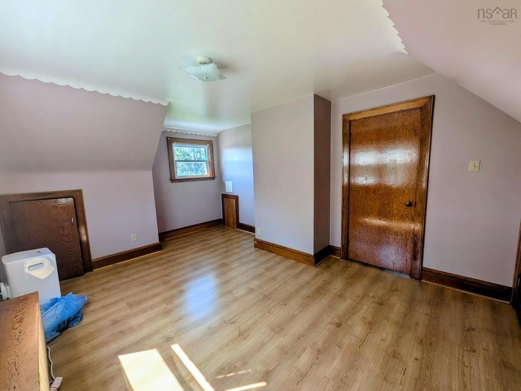 












1843 Sydney Road

,
Reserve Mines,




NS
B1M 1A3

