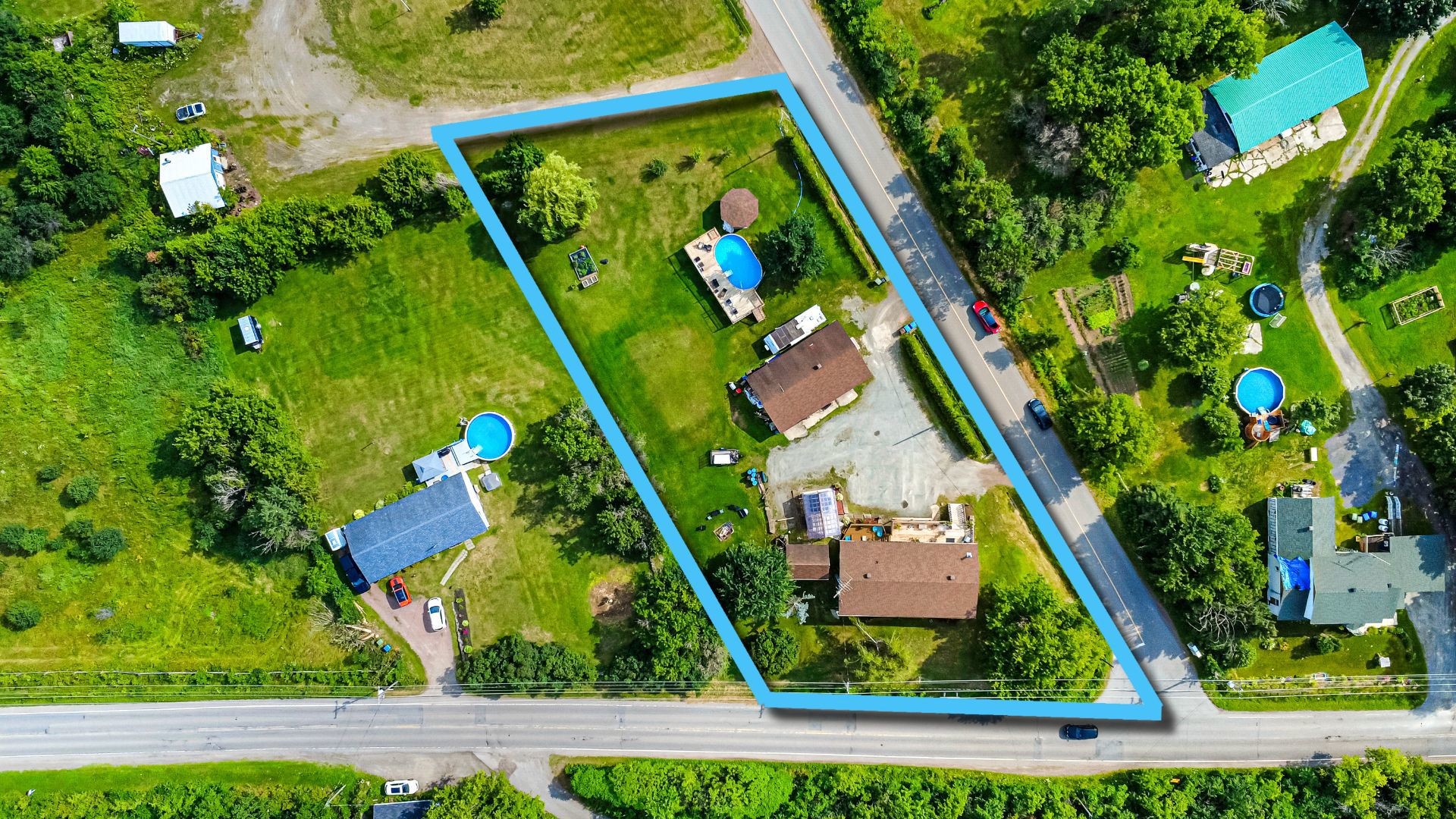 









1634


Route des Outaouais

,
Grenville-sur-la-Rouge,




QC
J0V1B0

