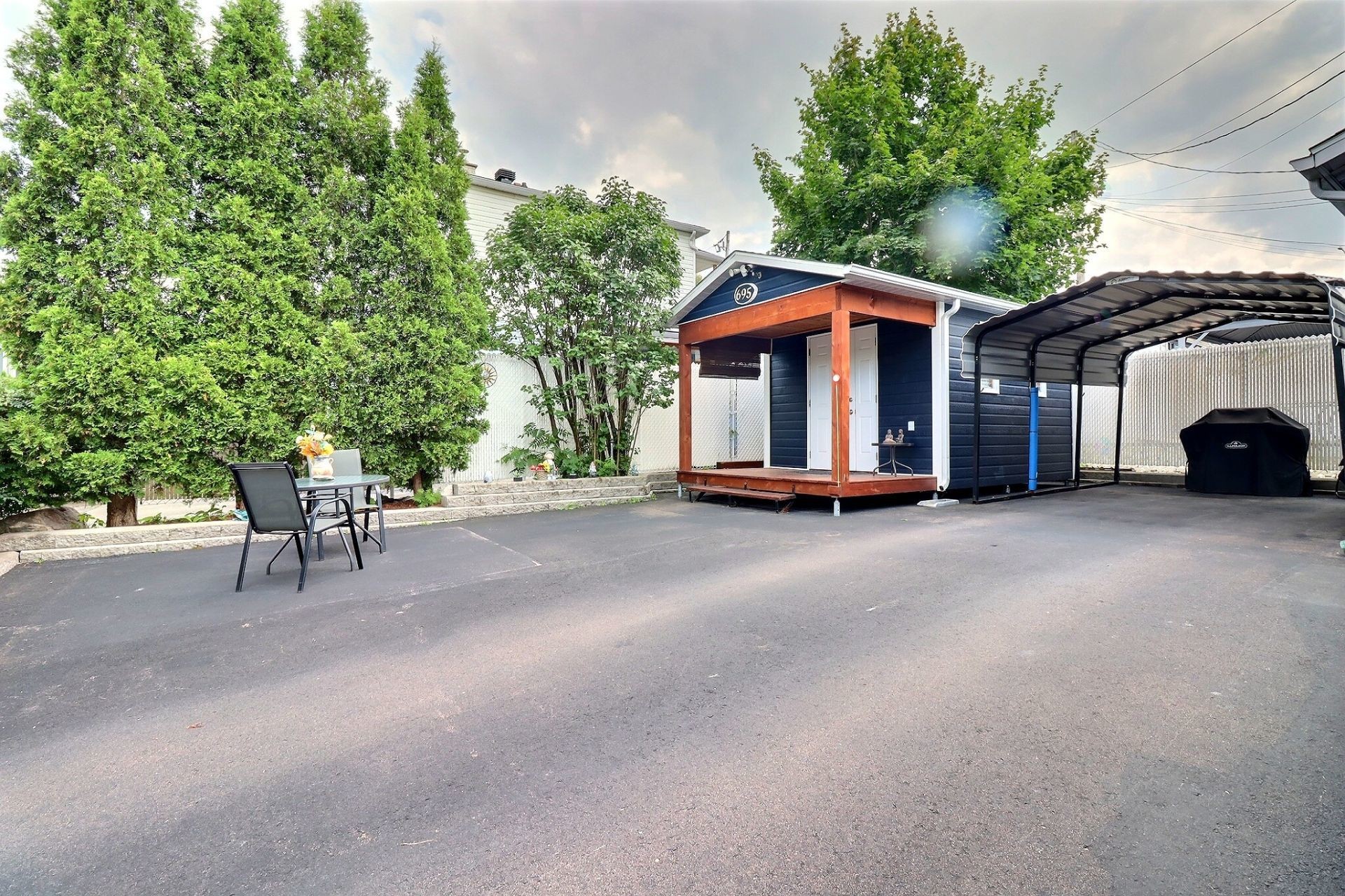 









695


Rue Caron

,
Saguenay (Chicoutimi),




QC
G7J2Z8

