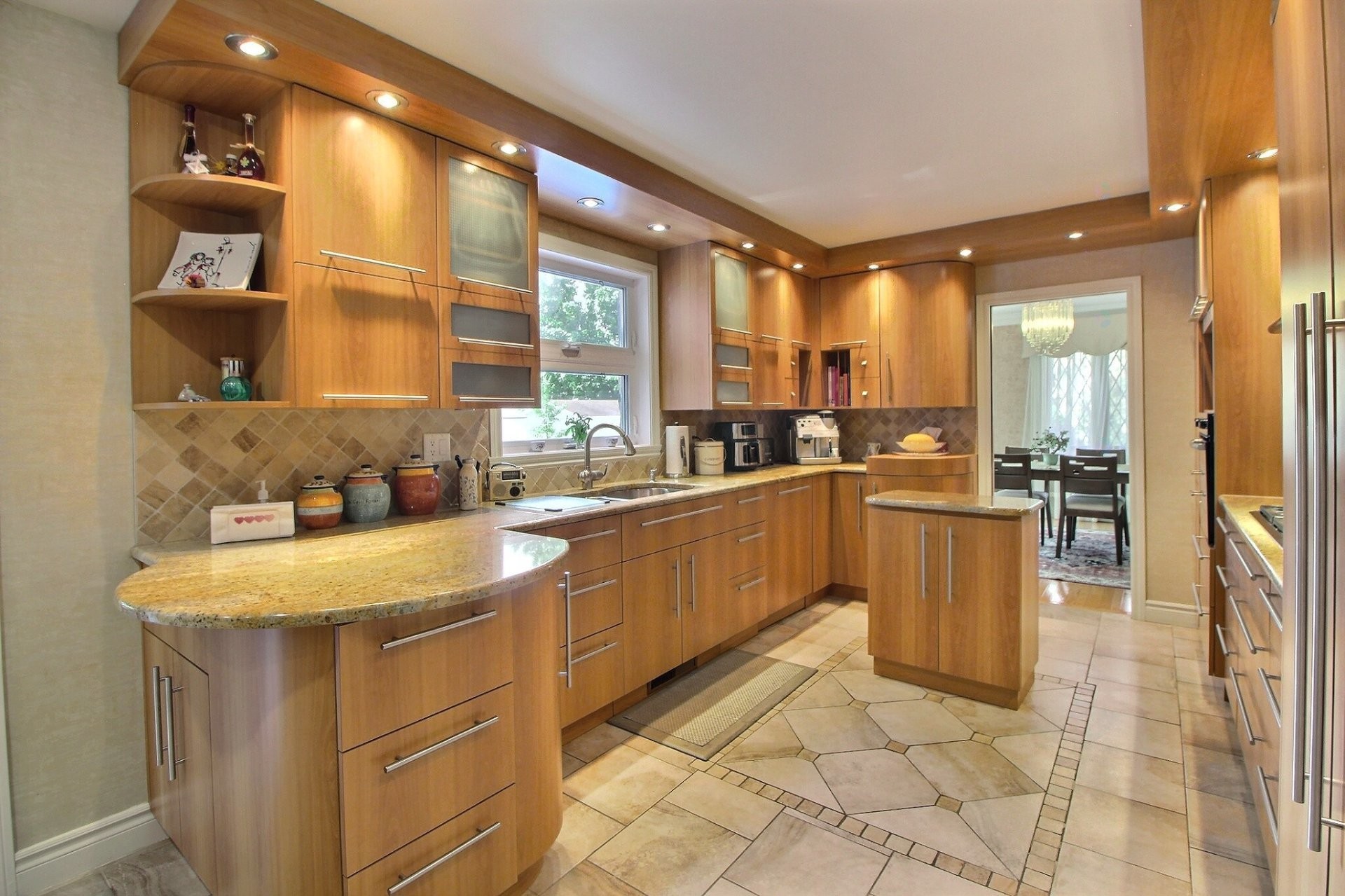 









395


Rue du Site-Perreault

,
Shawinigan,




QC
G9P2G3

