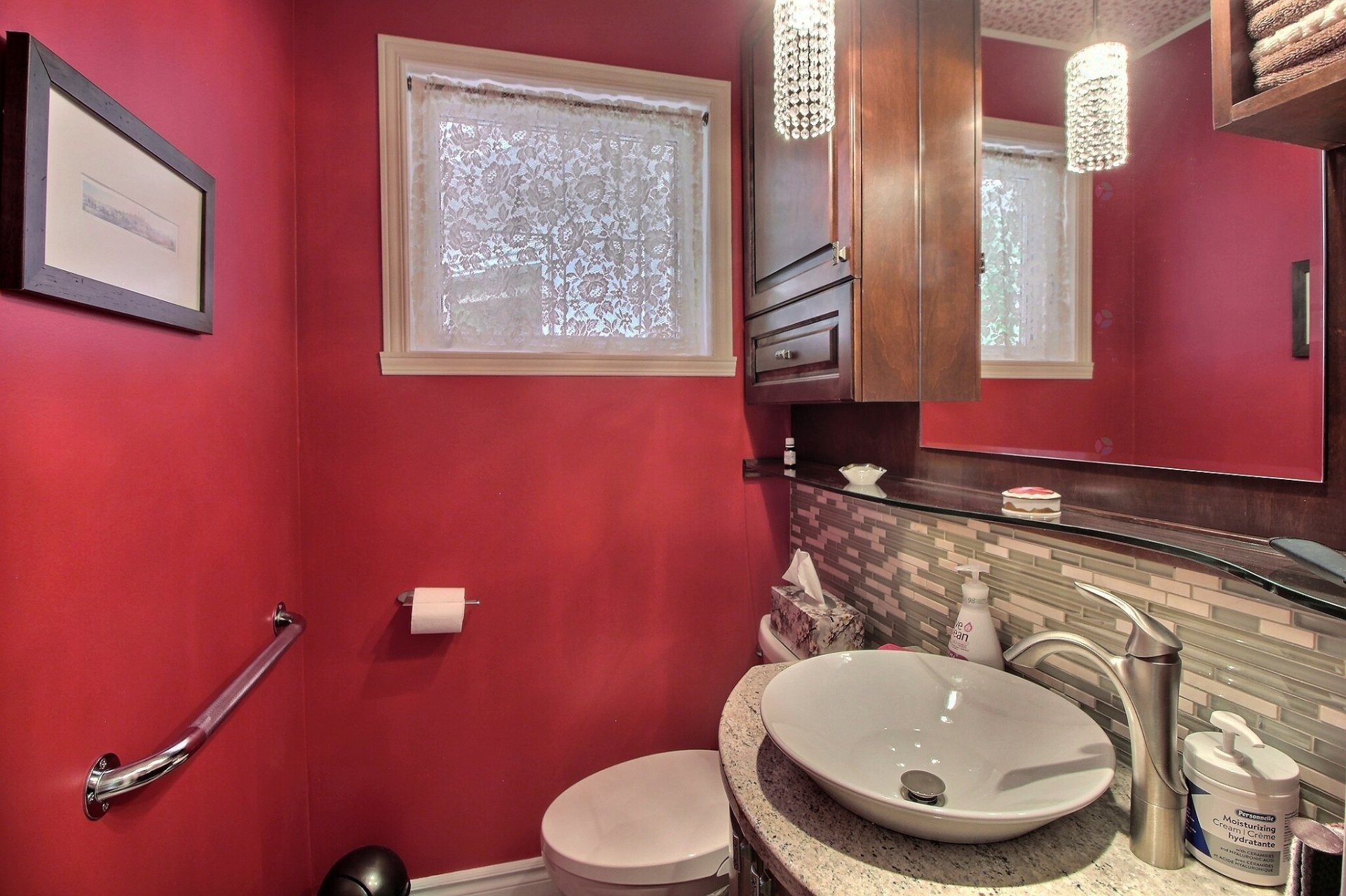









395


Rue du Site-Perreault

,
Shawinigan,




QC
G9P2G3

