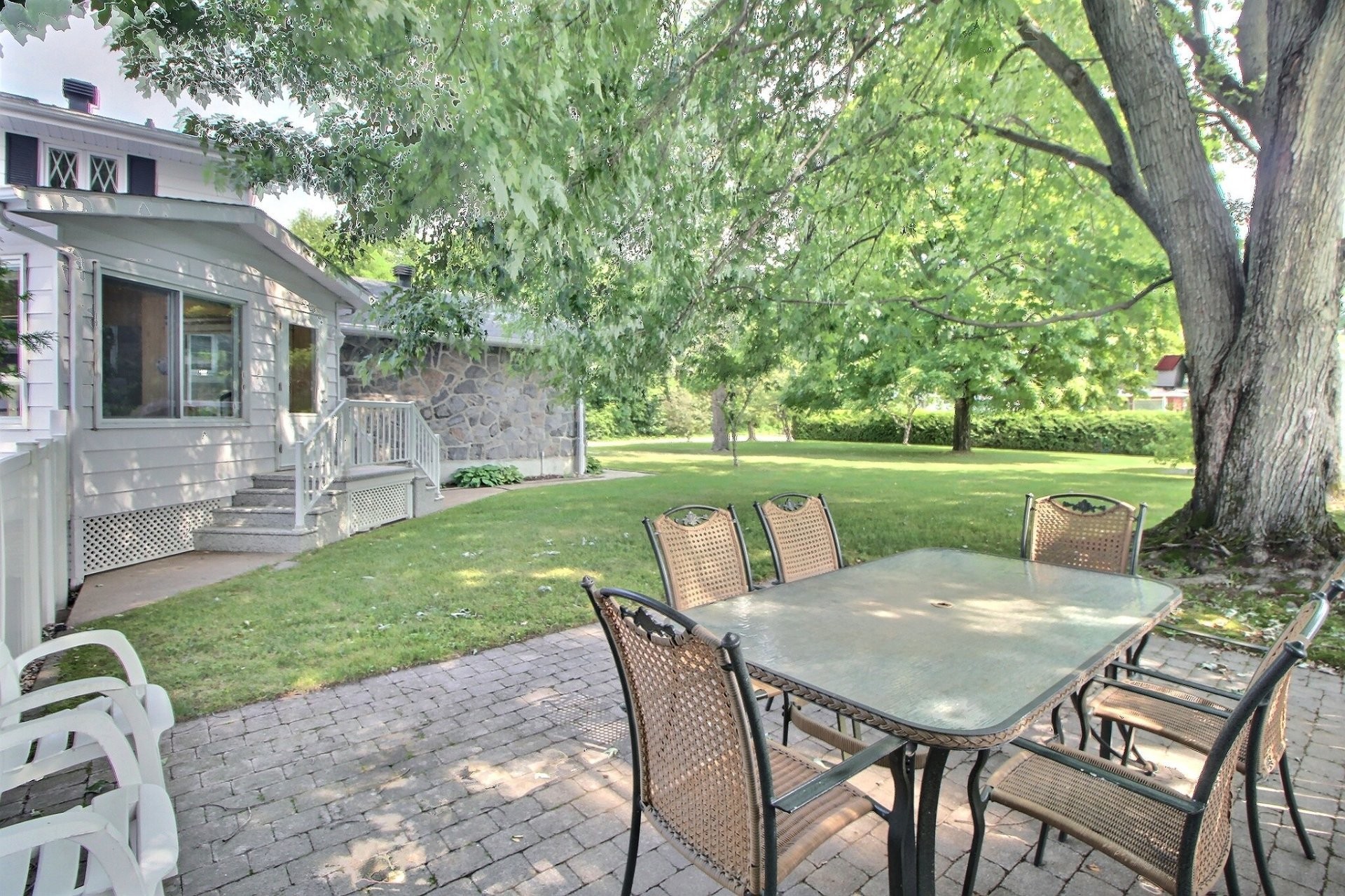 









395


Rue du Site-Perreault

,
Shawinigan,




QC
G9P2G3

