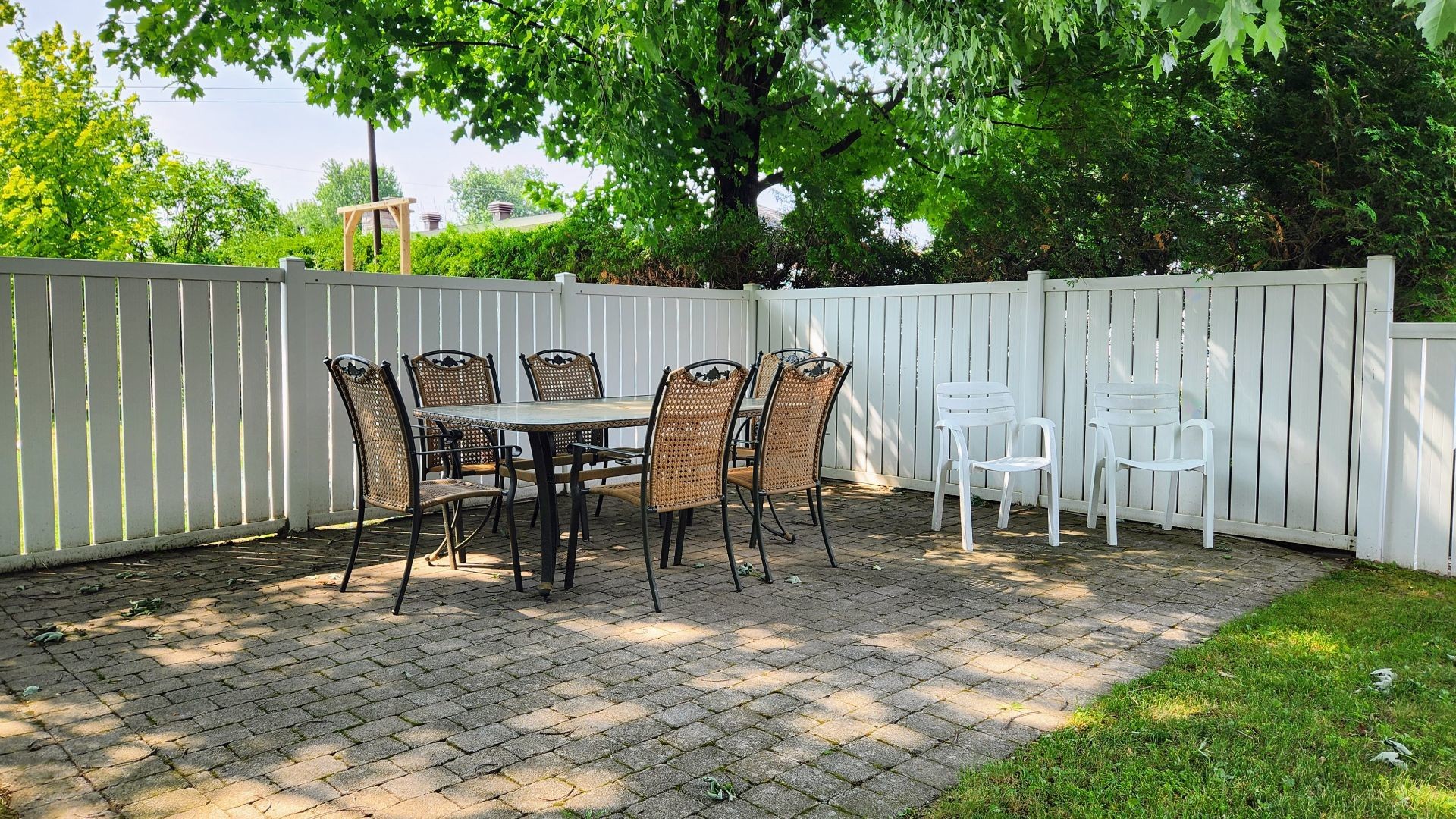 









395


Rue du Site-Perreault

,
Shawinigan,




QC
G9P2G3

