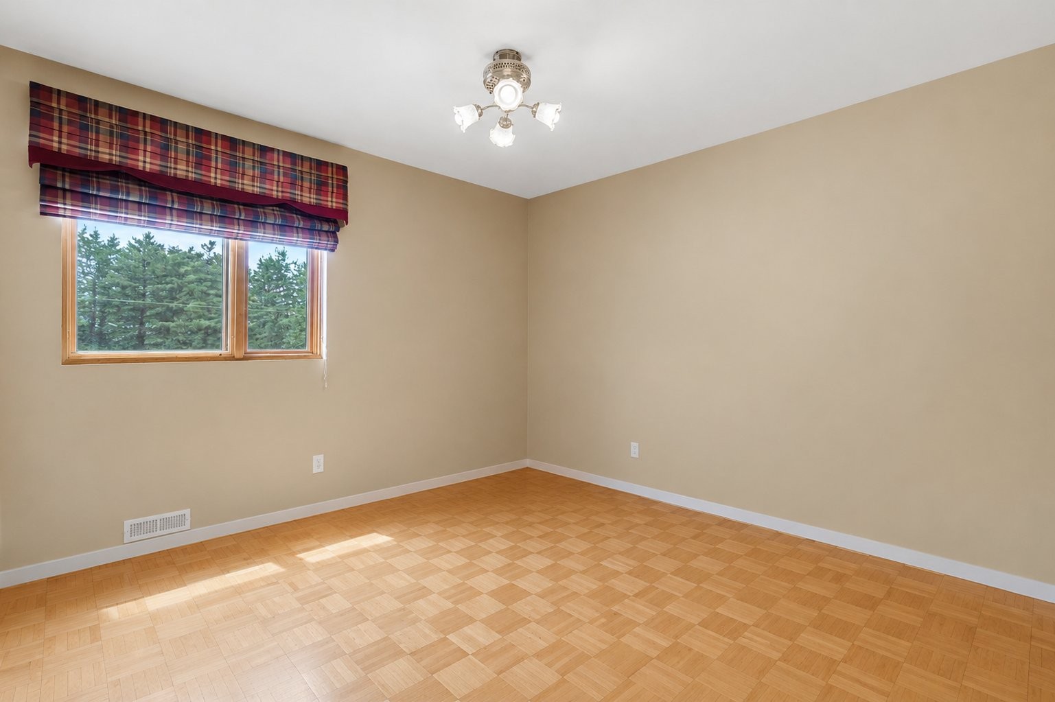 









1594


Rue Fortier

,
Saint-Bruno-de-Montarville,




QC
J3V6A5

