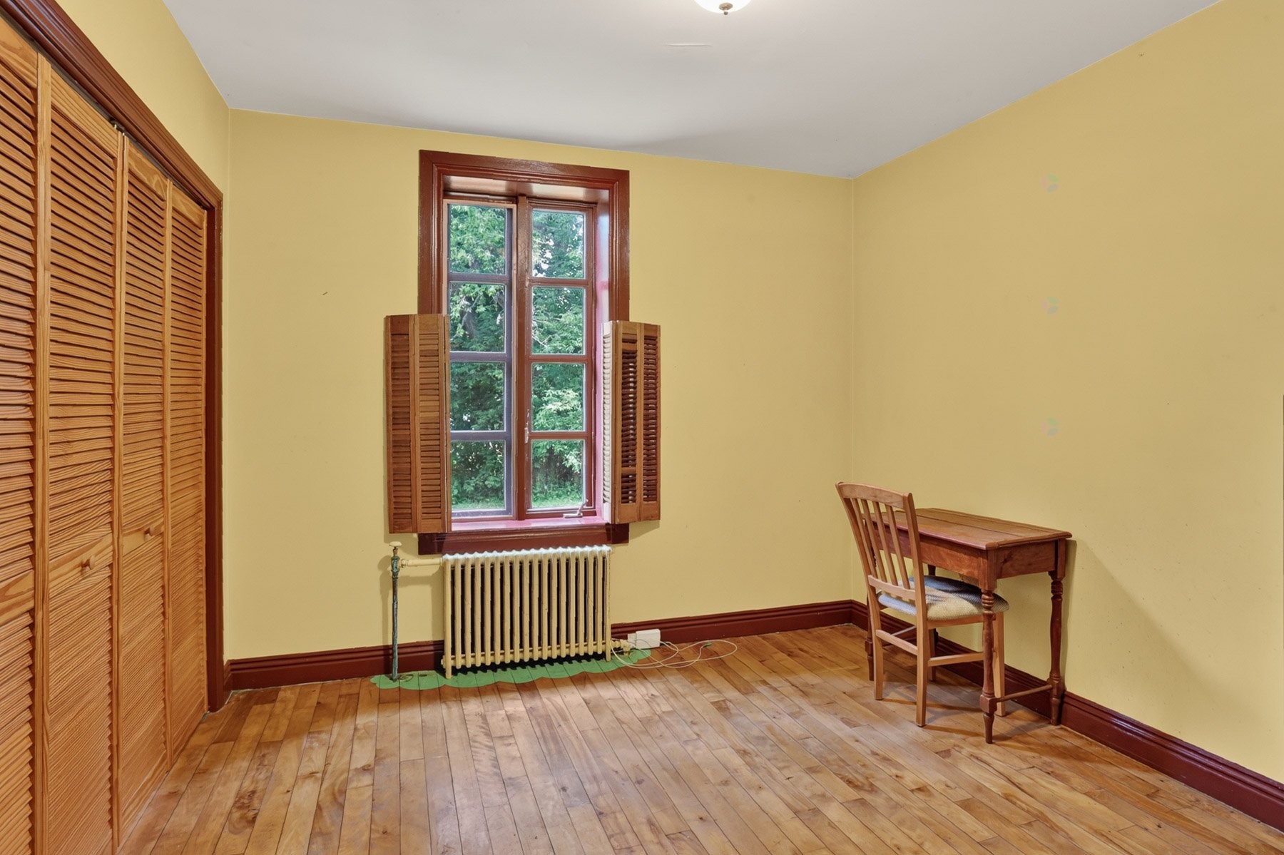









1190


Rue Principale

,
Batiscan,




QC
G0X1A0

